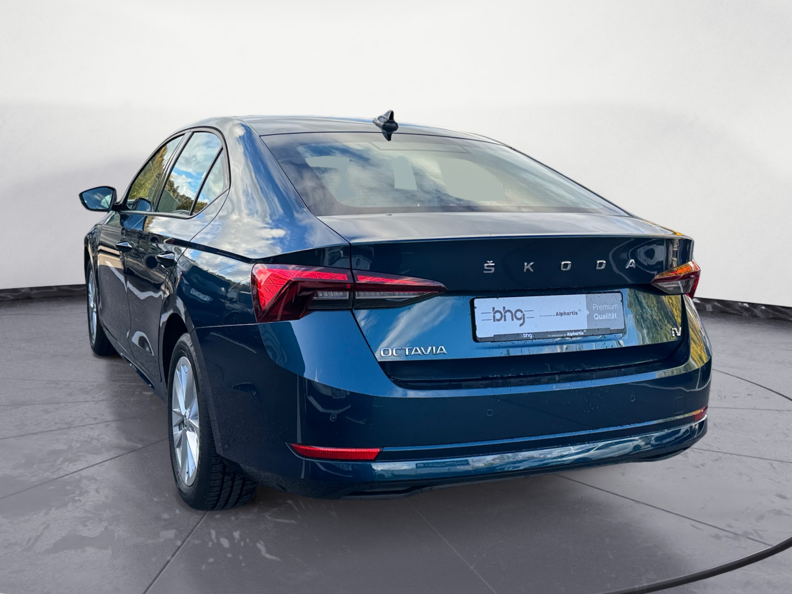 Skoda - Octavia Ambition 1.4 TSI iV DSG