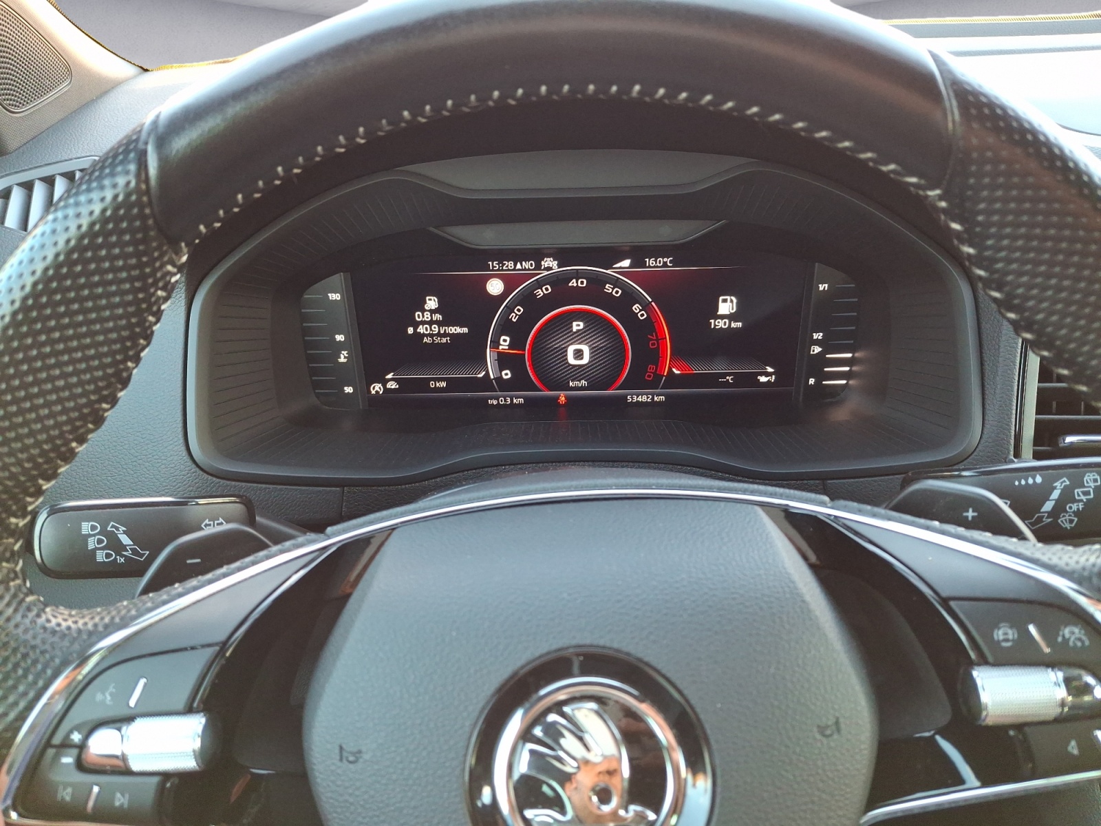 Skoda - Karoq 1.5 TSI ACT DSG Sportline