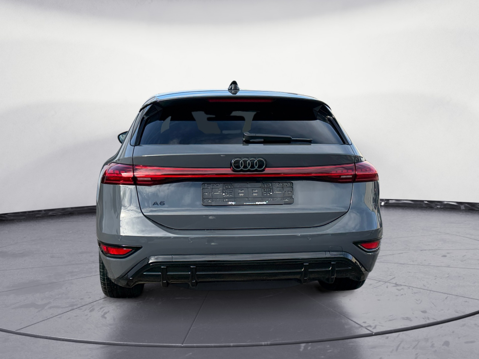 Audi - A6 Avant e-tron performance