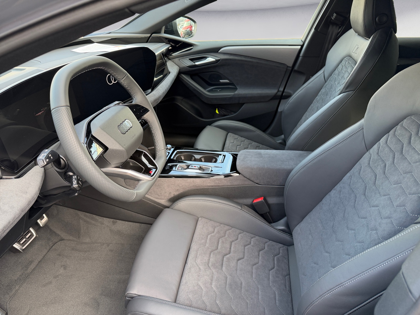 Audi - A6 Avant e-tron performance