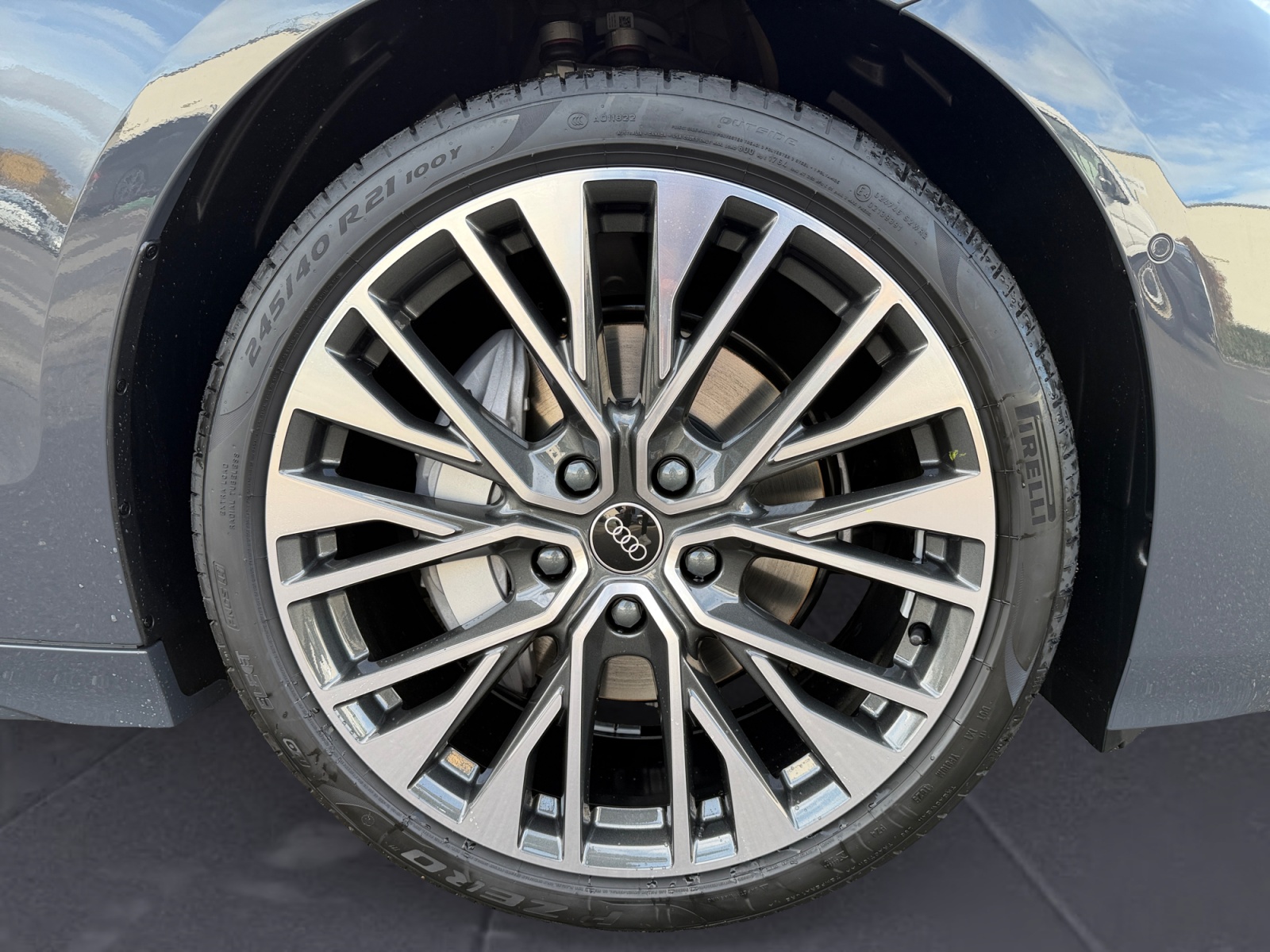 Audi - A6 Avant e-tron performance