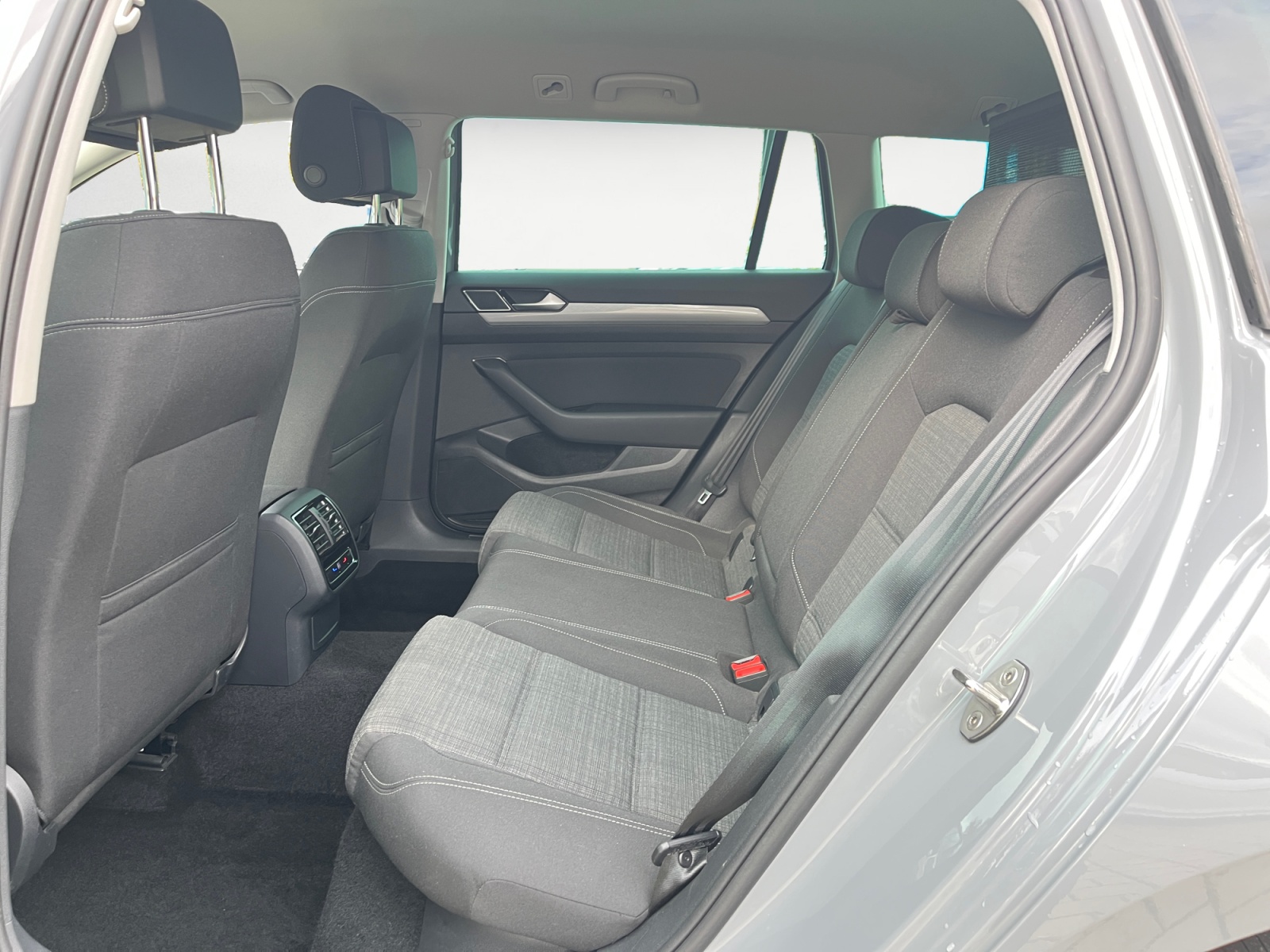 Volkswagen - Passat Variant 2.0 TDI SCR Business