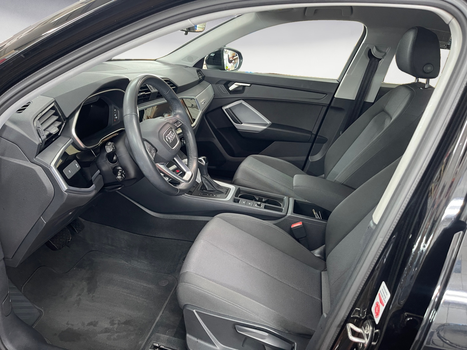 Audi - Q3 45 TFSIe Sportback S tronic