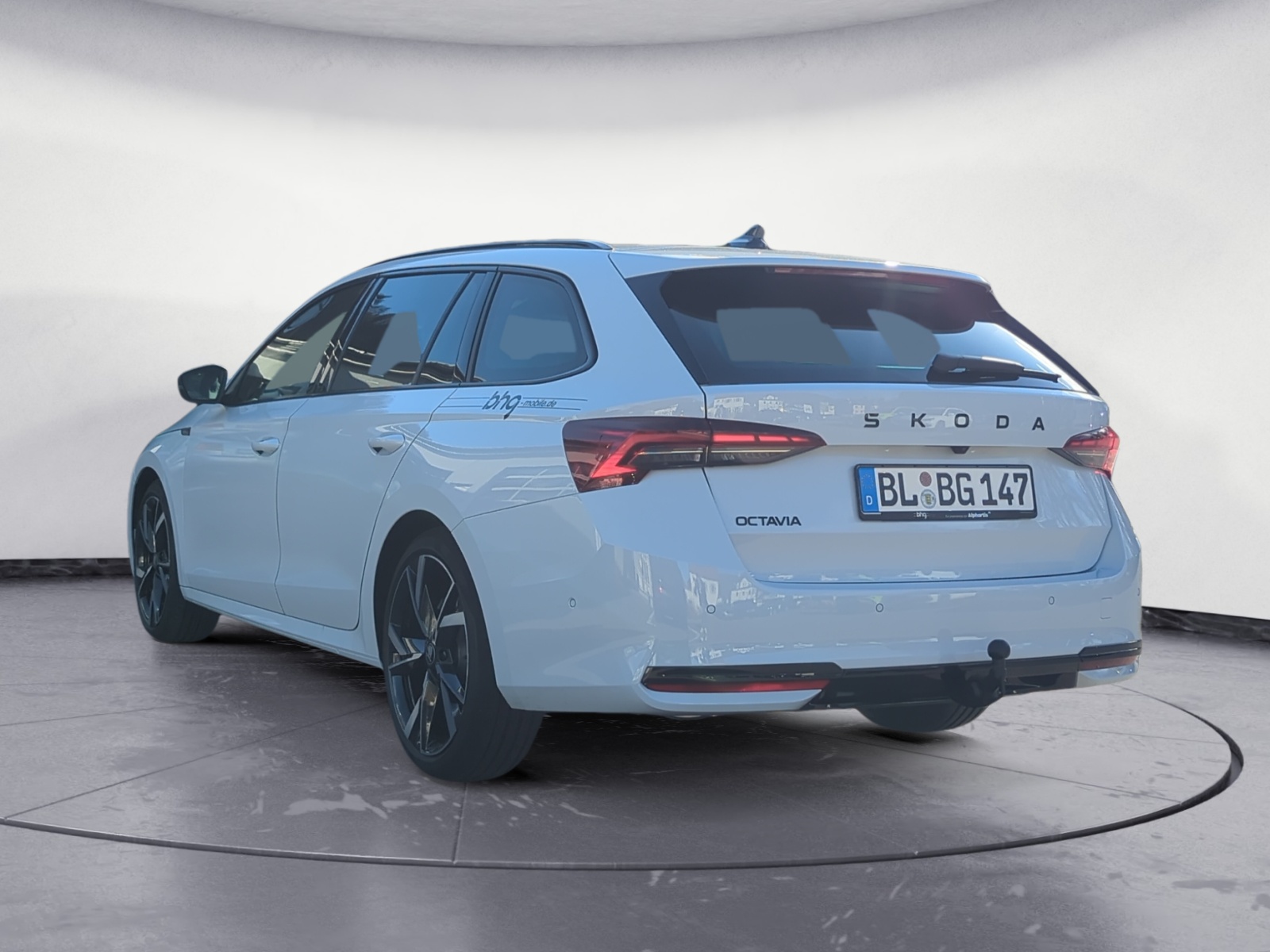 Skoda - Octavia Combi Sportline 1,5 TSI mHEV 7-Gang-DSG