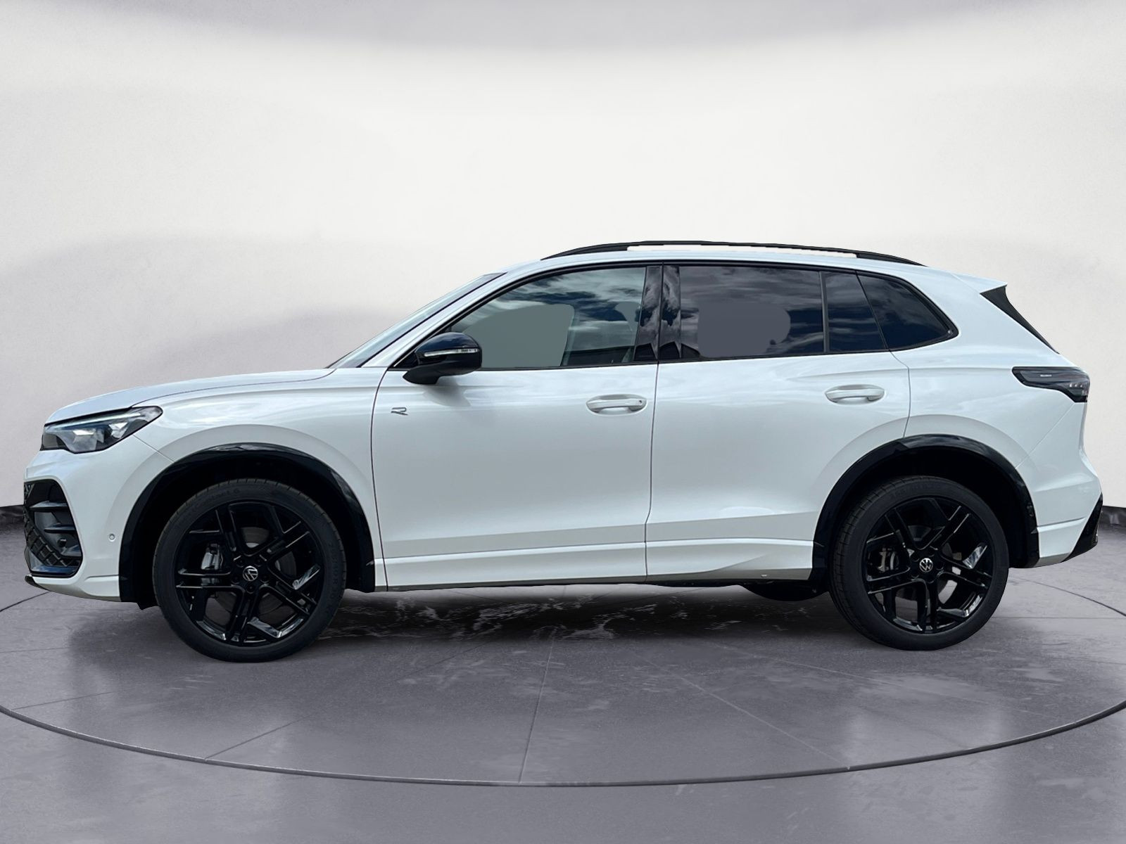 Volkswagen - Tiguan R-Line 2,0 l TSI OPF 4MOTION   7-Gang-Doppelkupplungsgetrie be DSG