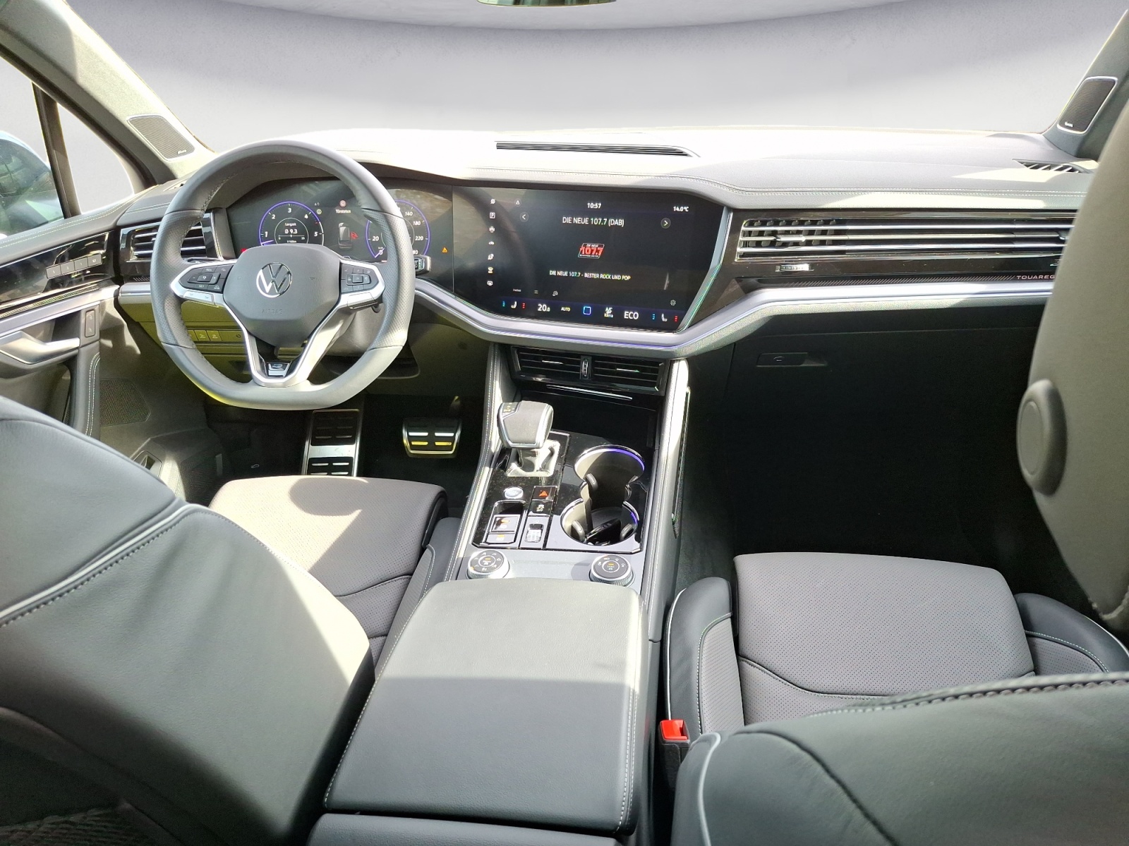 Volkswagen - Touareg