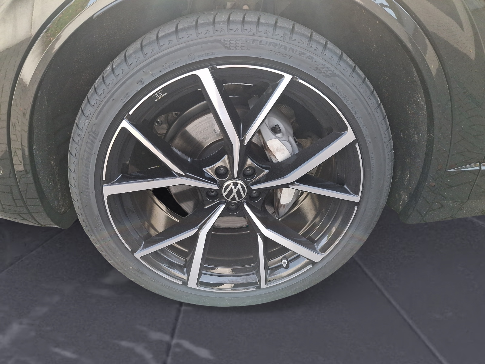 Volkswagen - Touareg