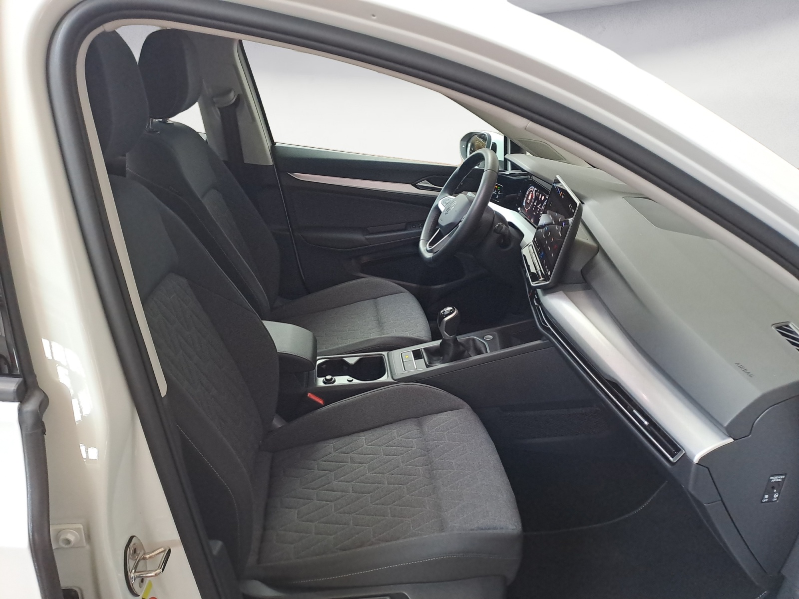 Volkswagen - Golf Life 1.5 l TSI