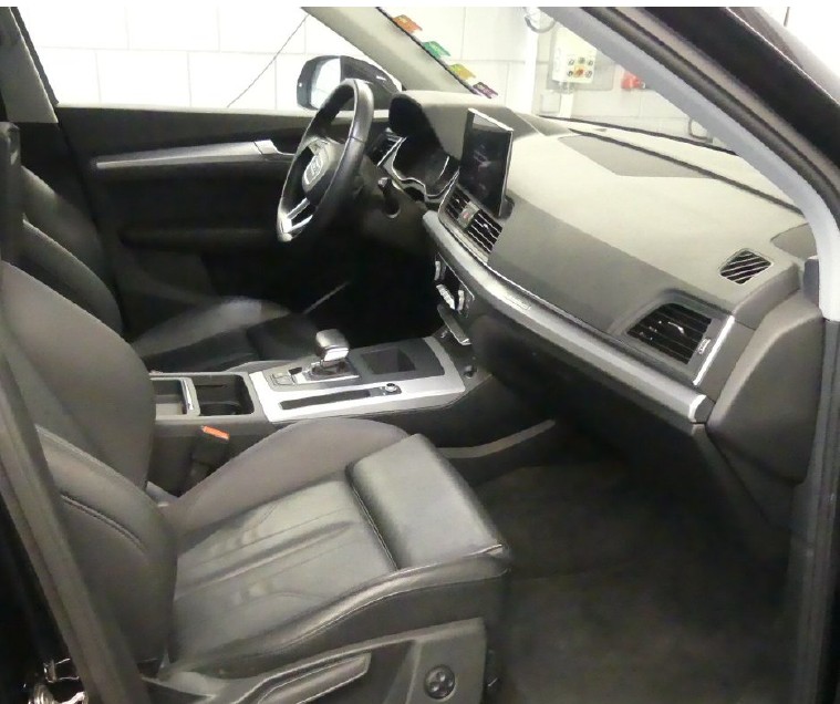 Audi - Q5 Sportback 40 TDI quattro S tronic advanced