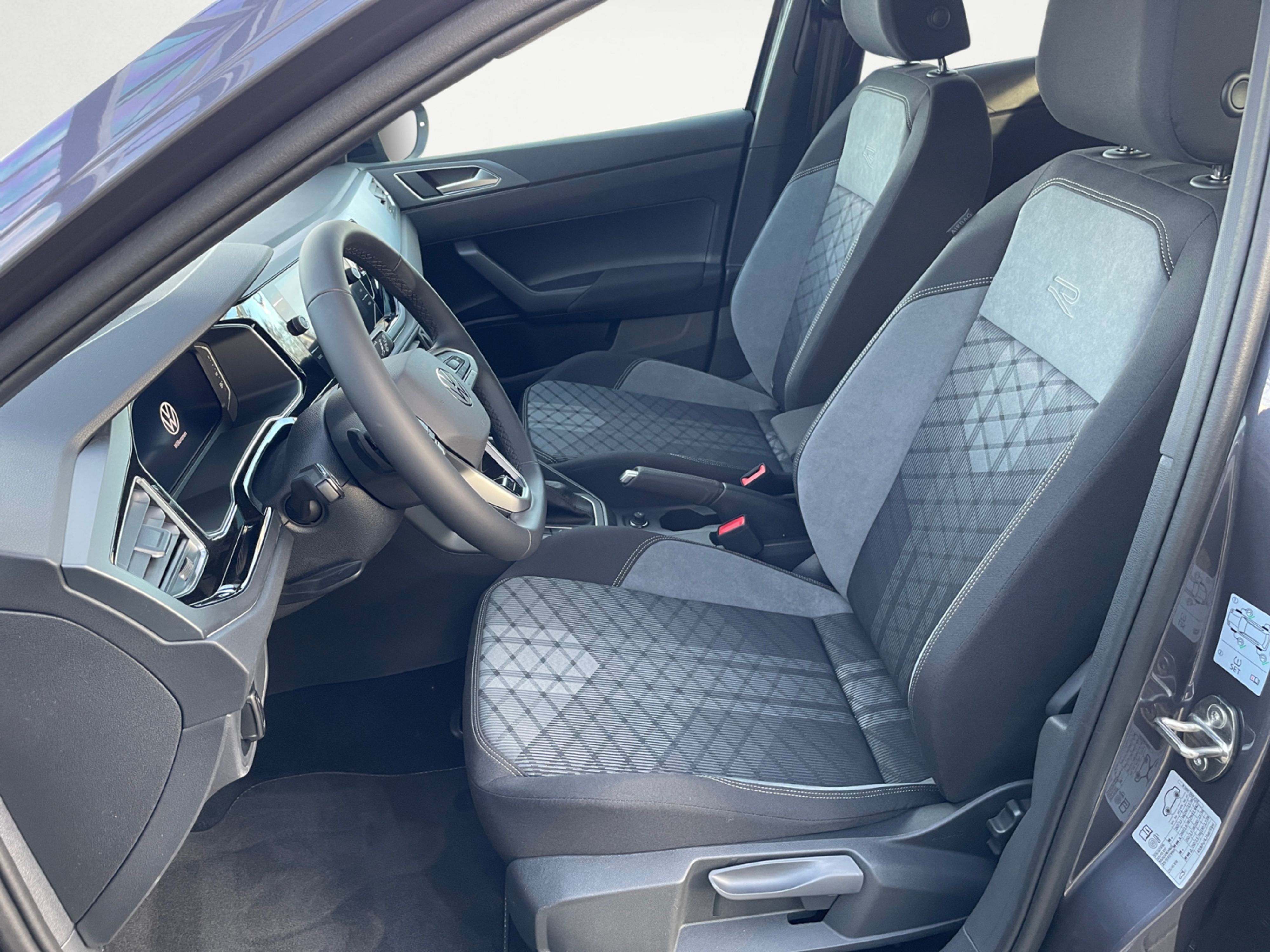 Volkswagen - Taigo R-Line 1,0 l TSI OPF