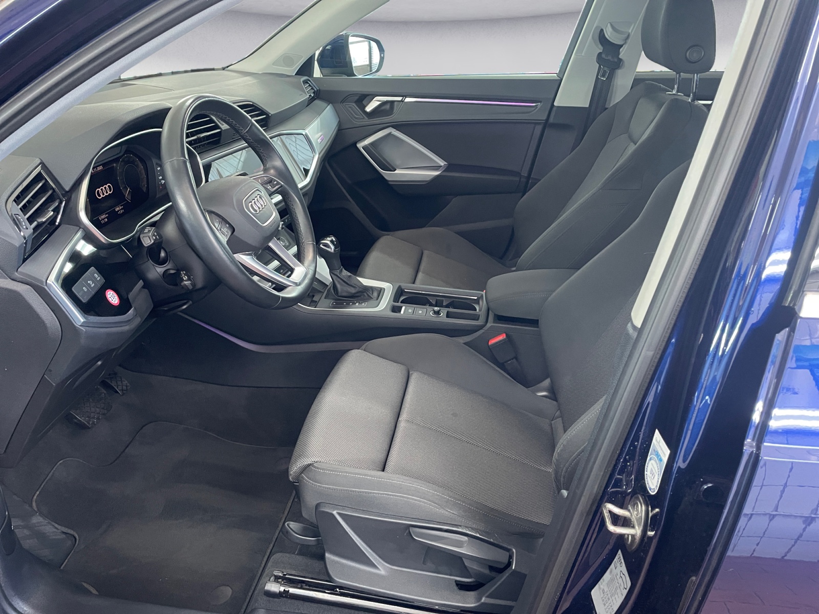 Audi - Q3 45 TFSIe S tronic S line