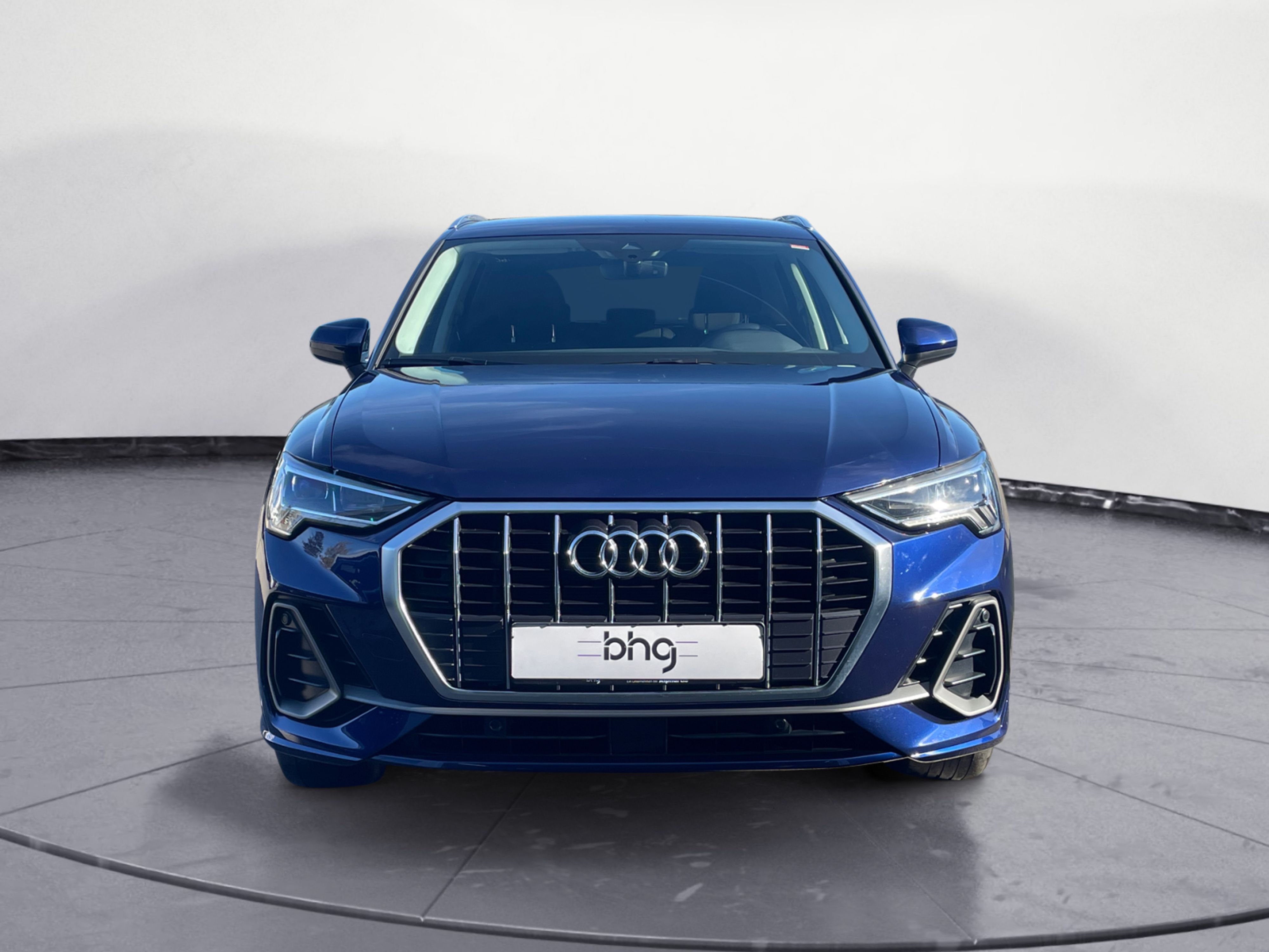 Audi - Q3 45 TFSIe S tronic S line