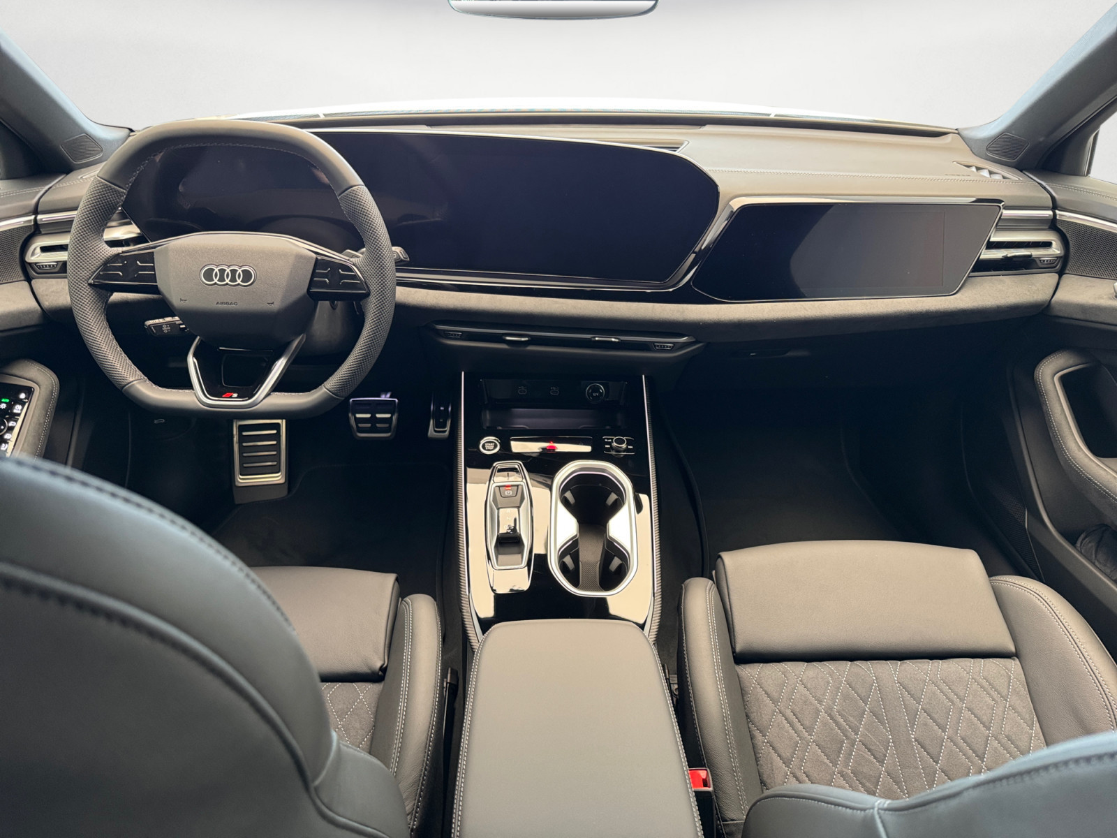 Audi - A6 Avant TDI quattro S troni c