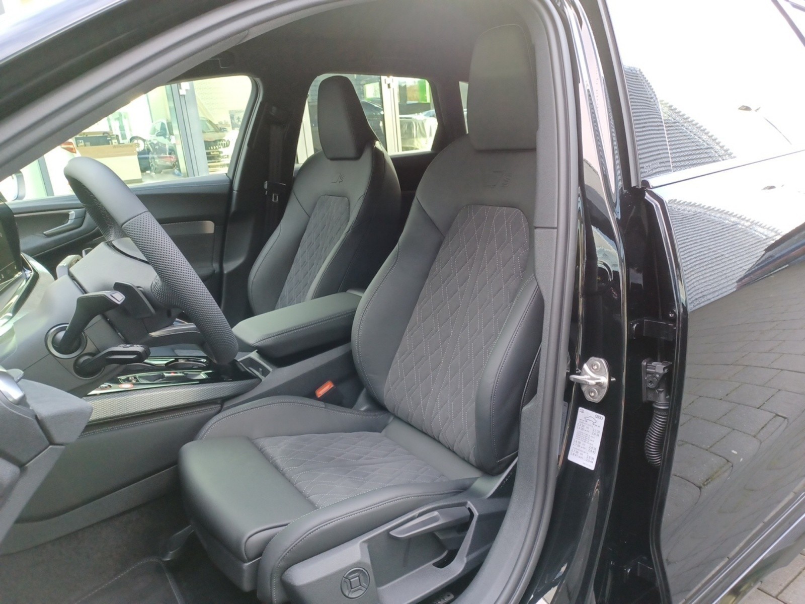 Audi - A5 Avant TFSI quattro S tron ic