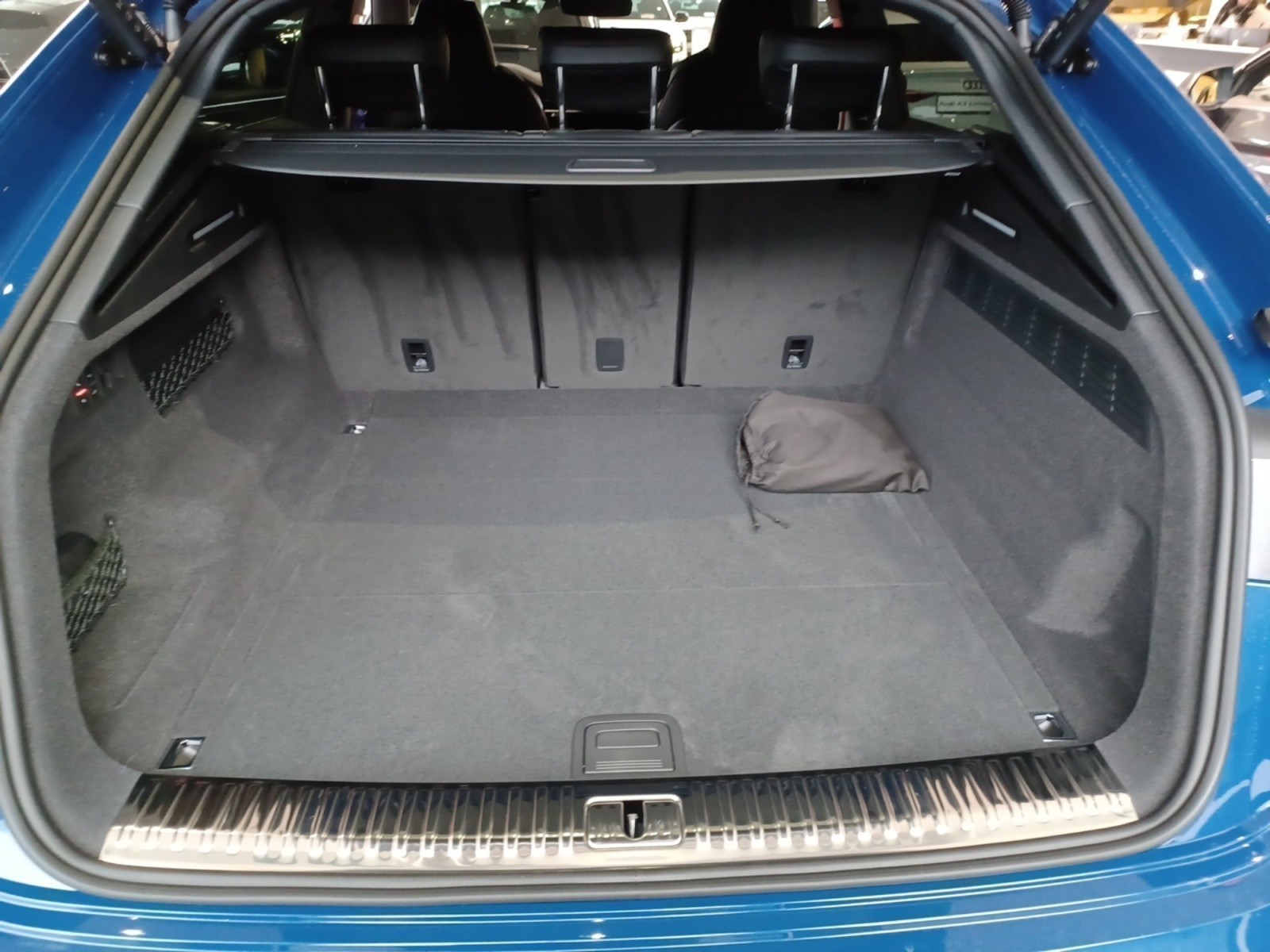 Audi - SQ8 SUV TFSI 373(507) kW(PS) tiptro nic