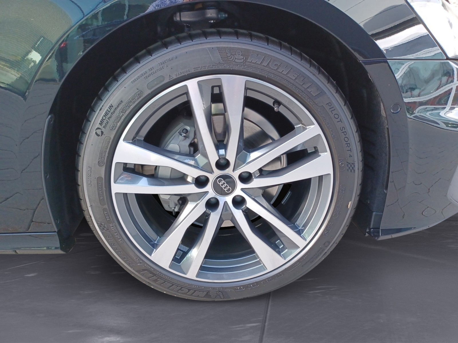 Audi - A6 Avant S line 40 TDI quattro 150( 204) kW(PS) S tronic