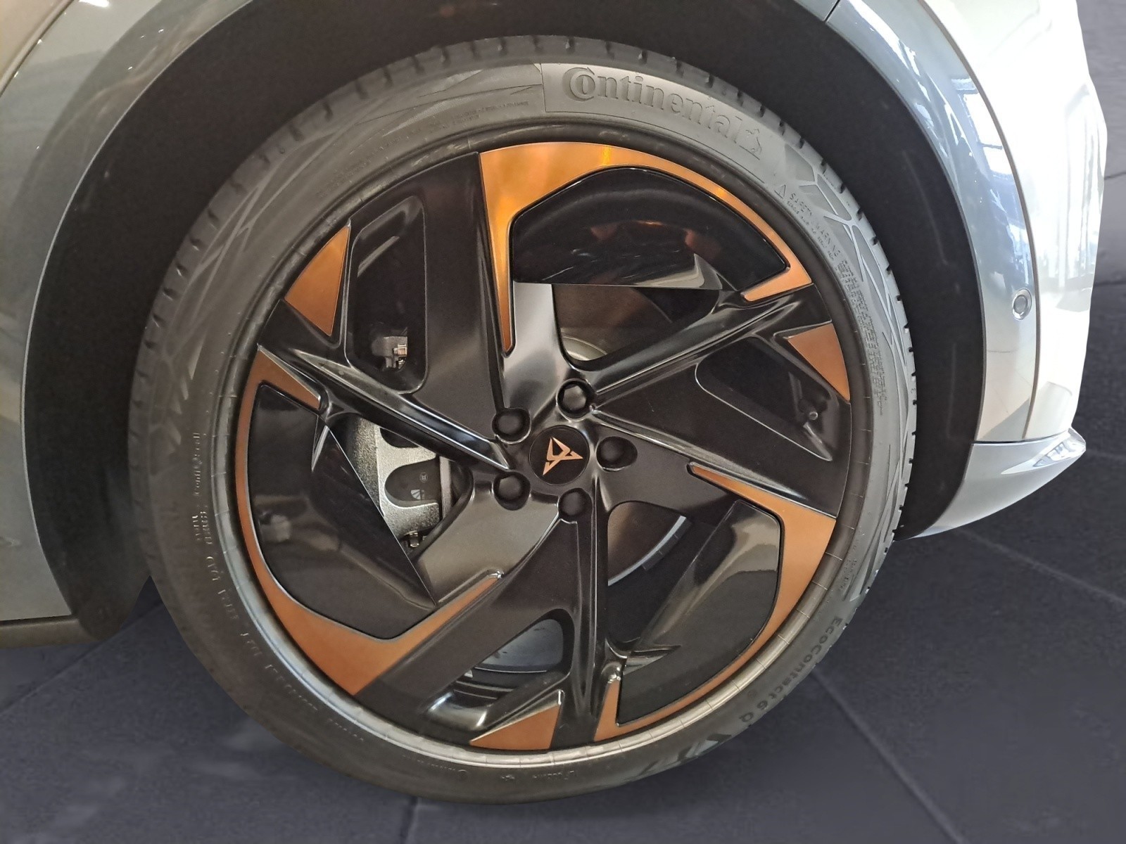 Seat - Tavascan VZ 4Drive  