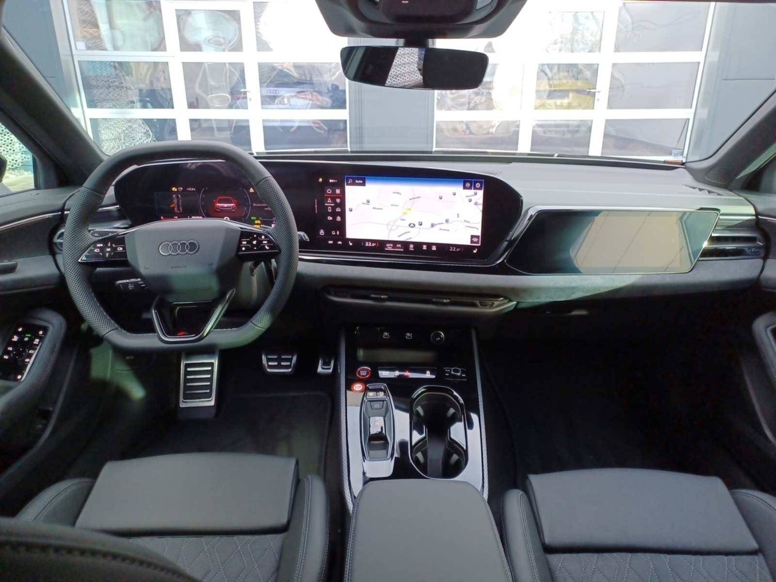 Audi - A5 Avant TFSI quattro S tron ic