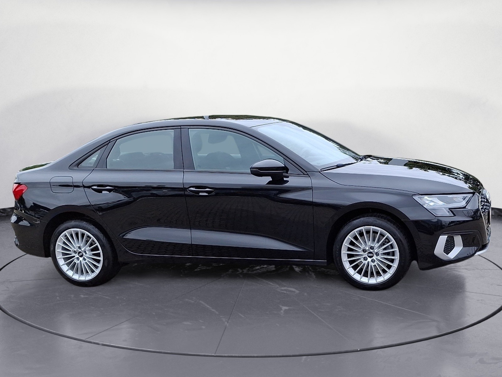 Audi - A3 30 TFSI Limousine S tronic advanced