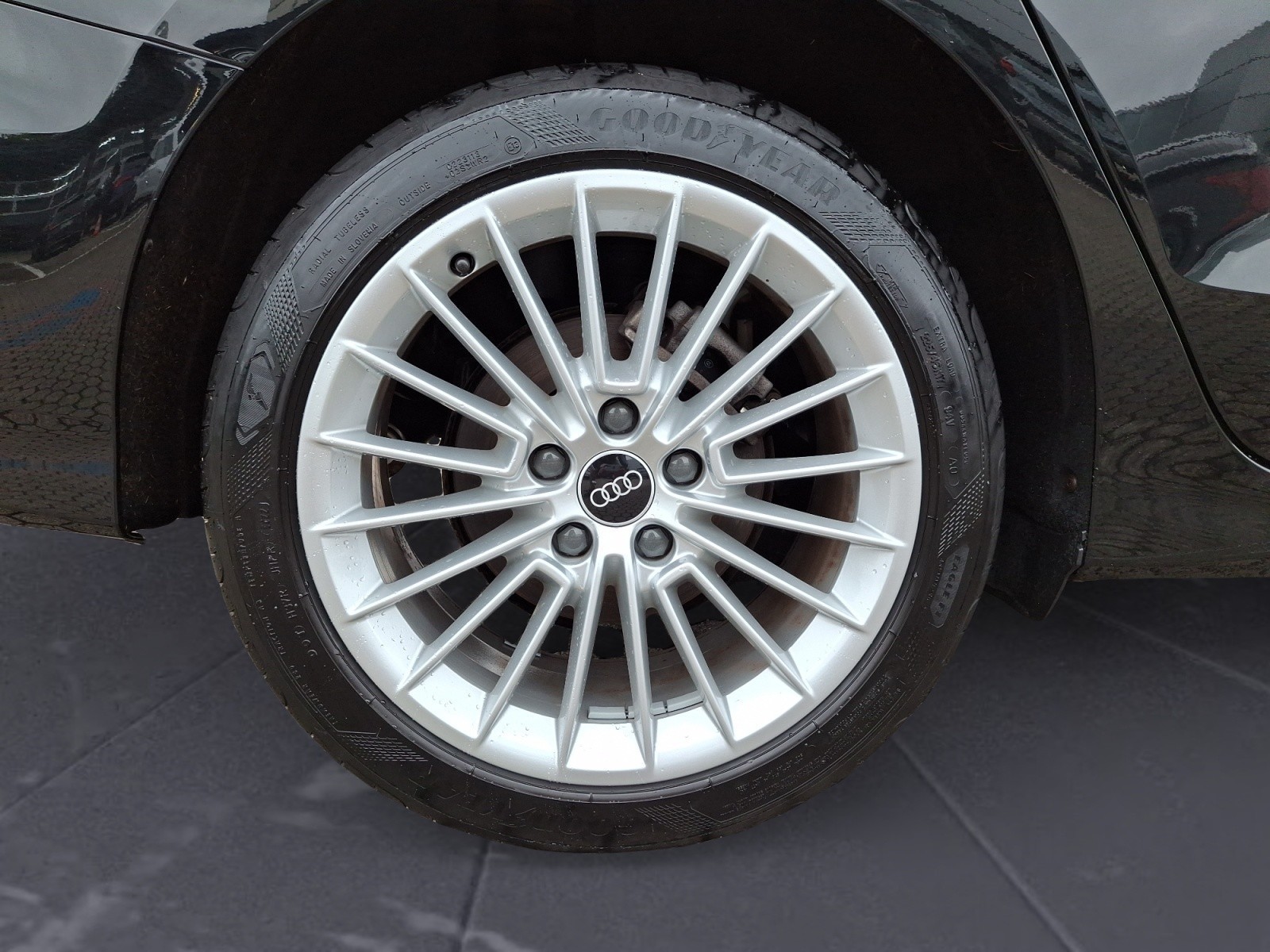 Audi - A3 30 TFSI Limousine S tronic advanced