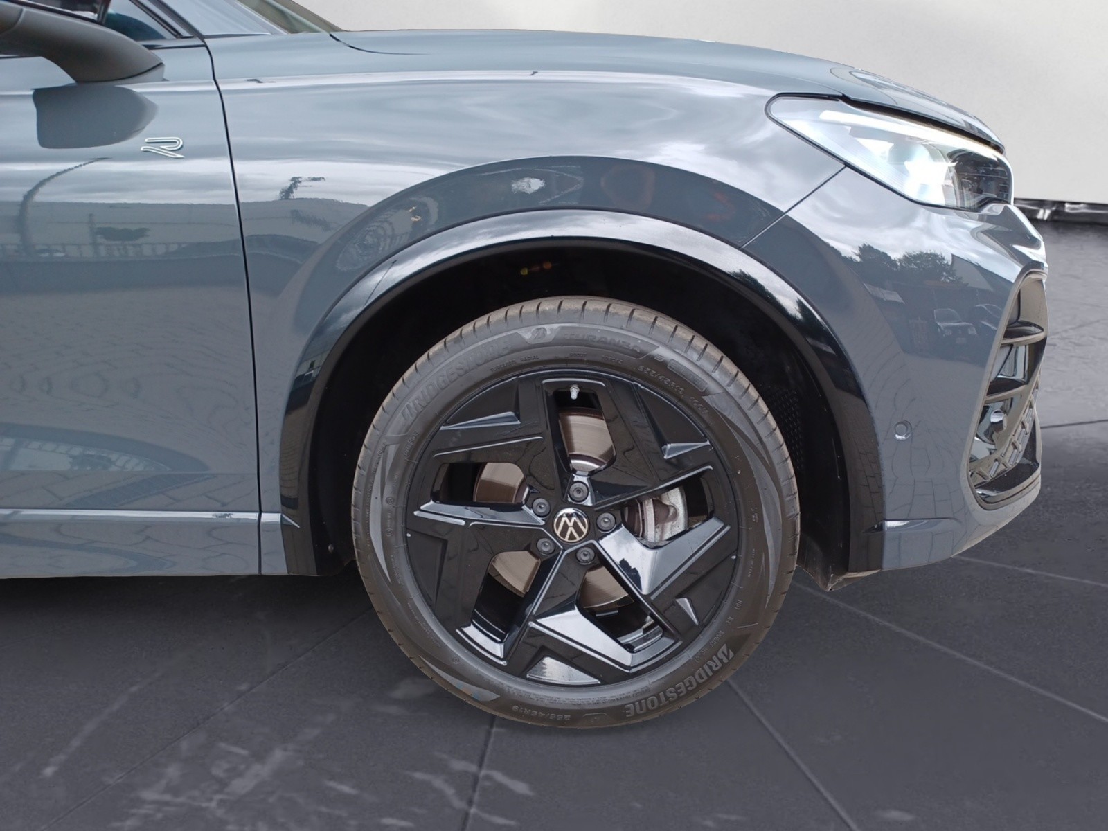 Volkswagen - Tiguan 2.0 TDI SCR 4MOTION DSG R-Line