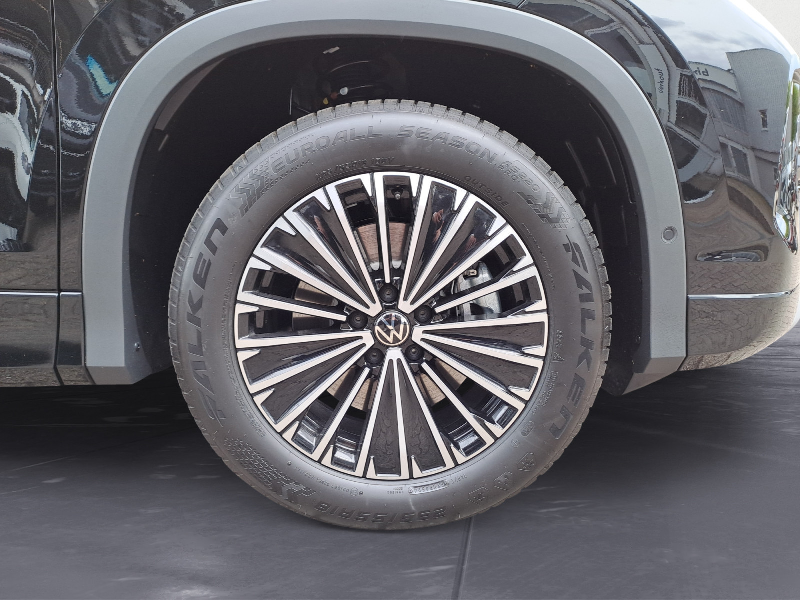 Volkswagen - Tayron Life 1,5 l eTSI OPF  (150 P S) 7-Gang-Doppelkupplungsgetriebe DSG