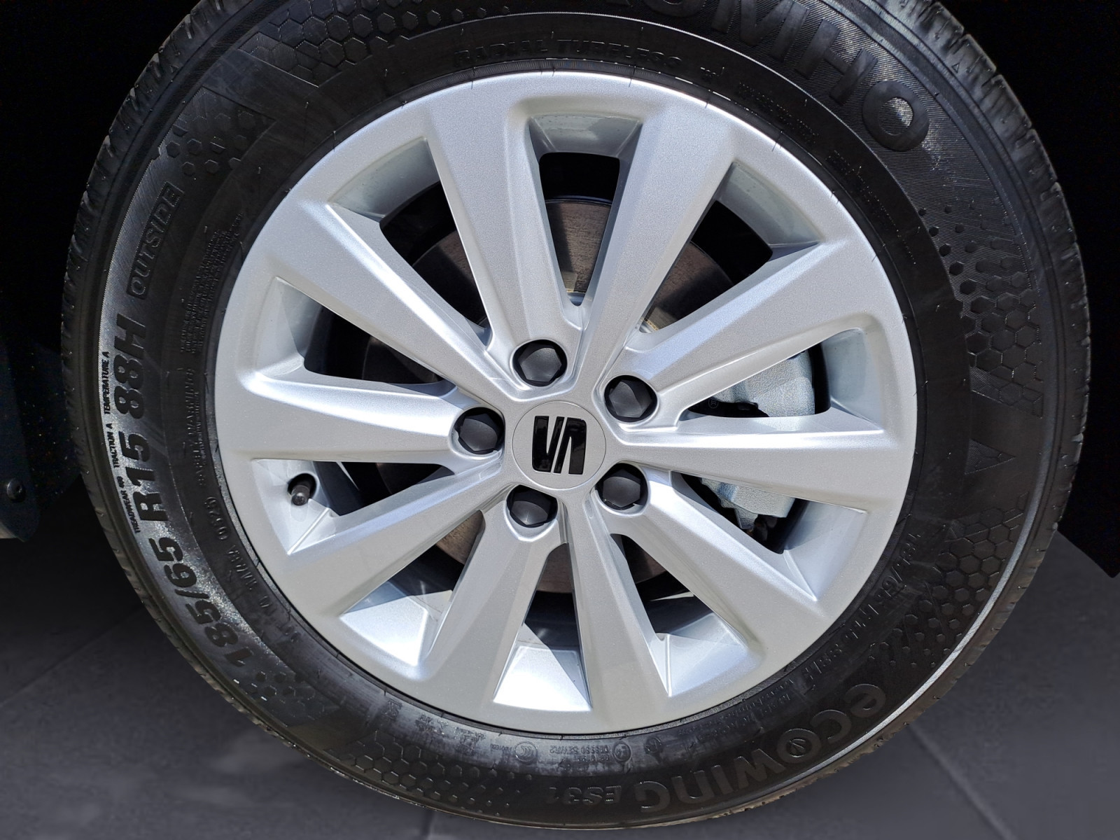 Seat - Ibiza Road Edition 1.0 TSI  6-Gang