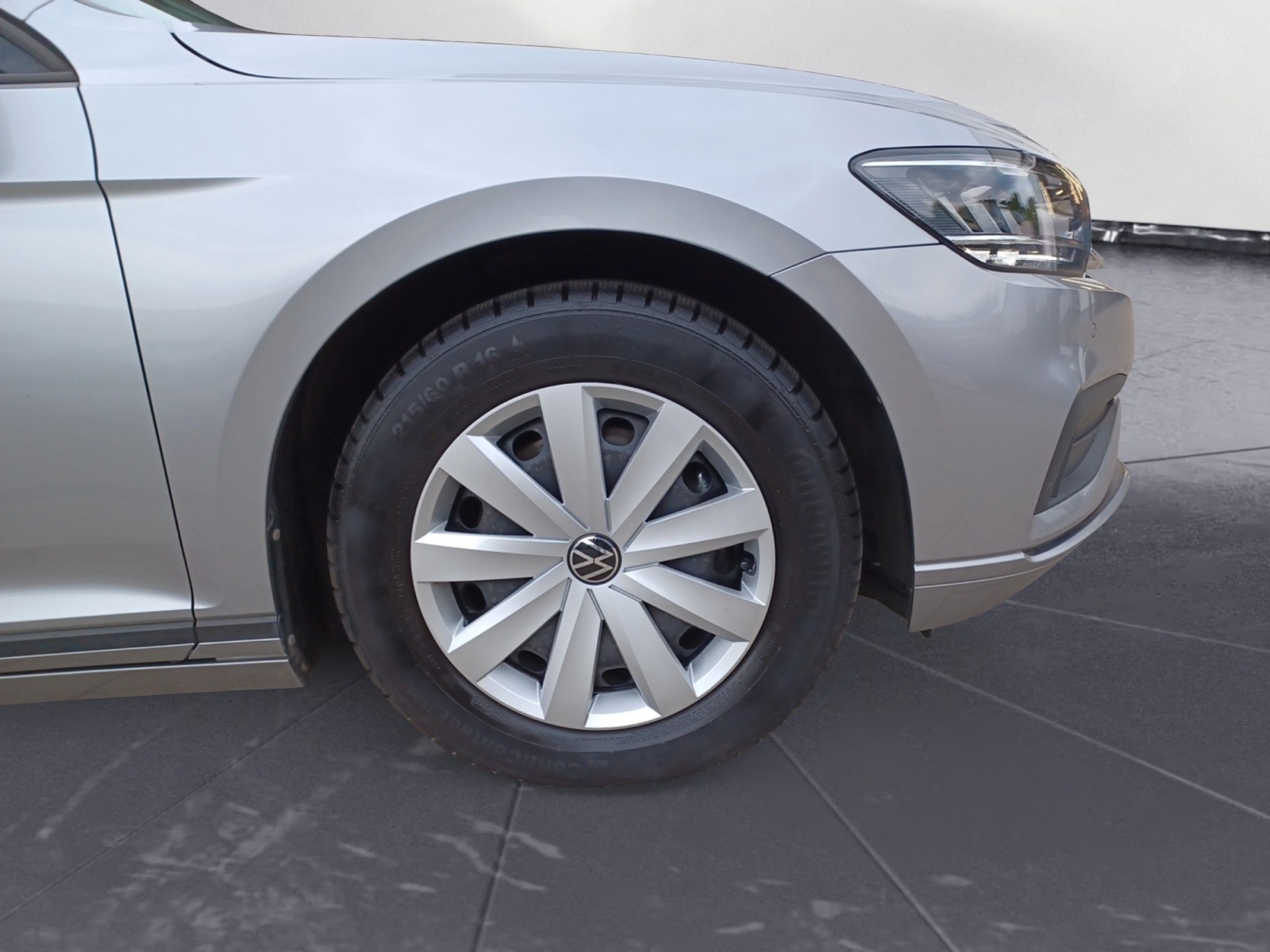 Volkswagen - Passat Variant 1.5 TSI OPF Conceptline