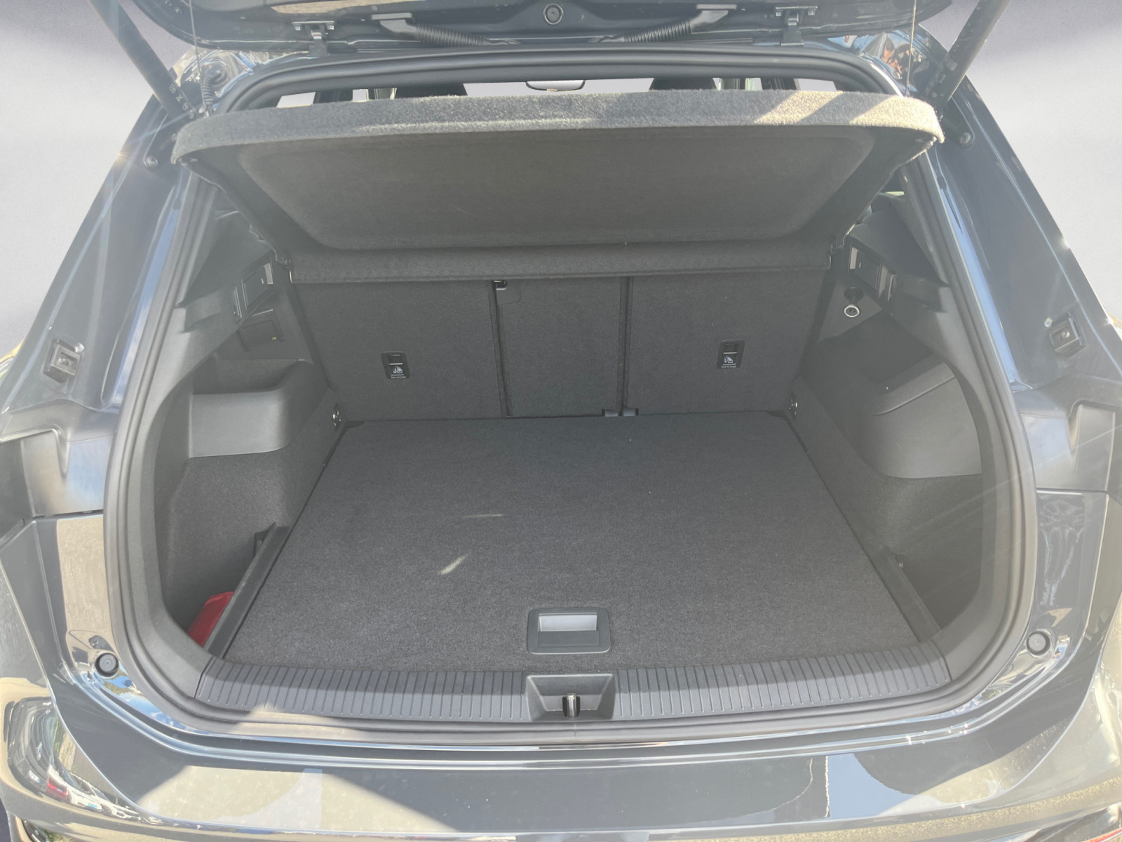 Volkswagen - Tiguan 2.0 TDI SCR 4MOTION DSG R-Line