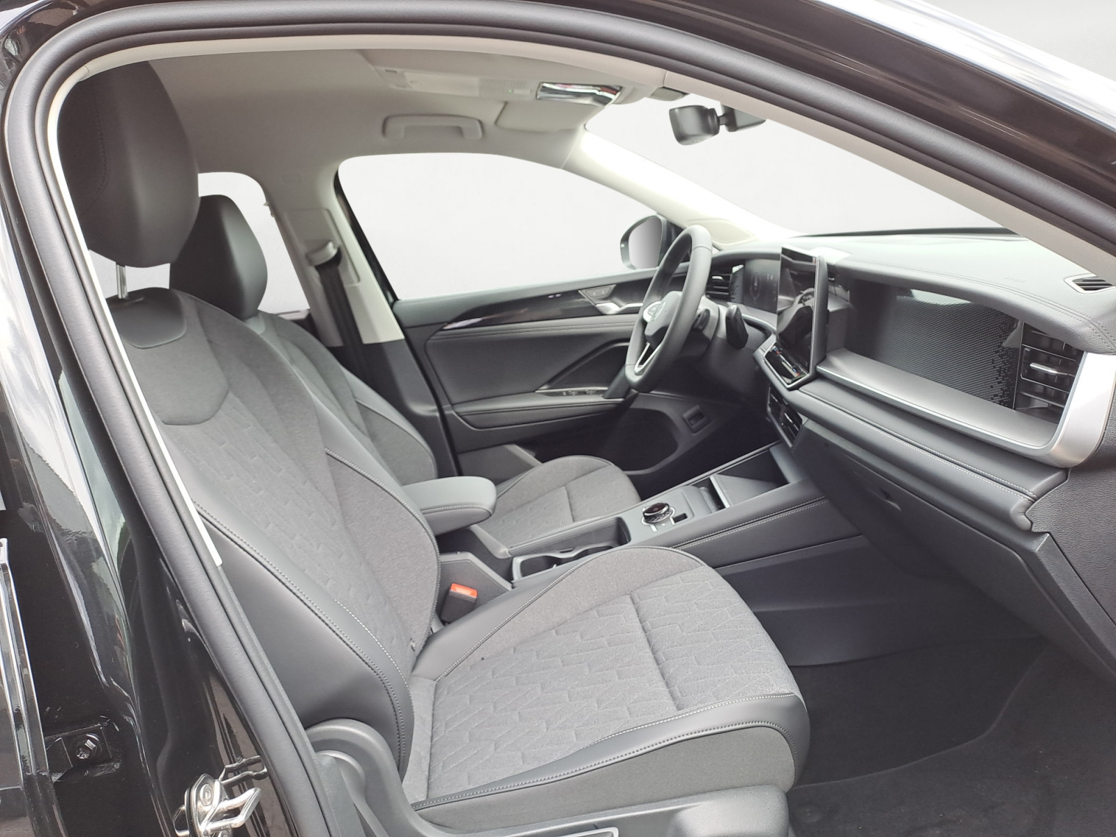 Volkswagen - Tayron Life 1,5 l eTSI OPF  (150 P S) 7-Gang-Doppelkupplungsgetriebe DSG