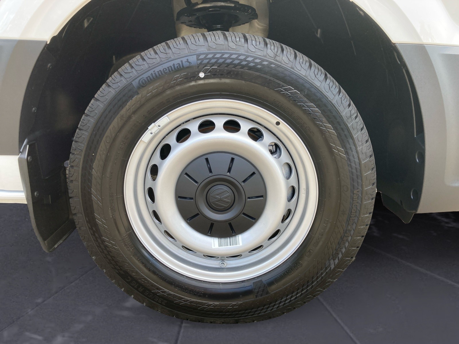 Volkswagen - Crafter 35 Fahrgestell Doppelkabine 2,0 l Heckantrieb 6-Gang Radst. 3640 mm