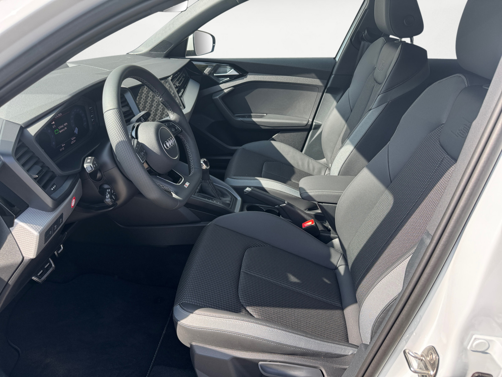 Audi - A1 Sportback advanced 25 TFSI 70(95 ) kW(PS) S tronic