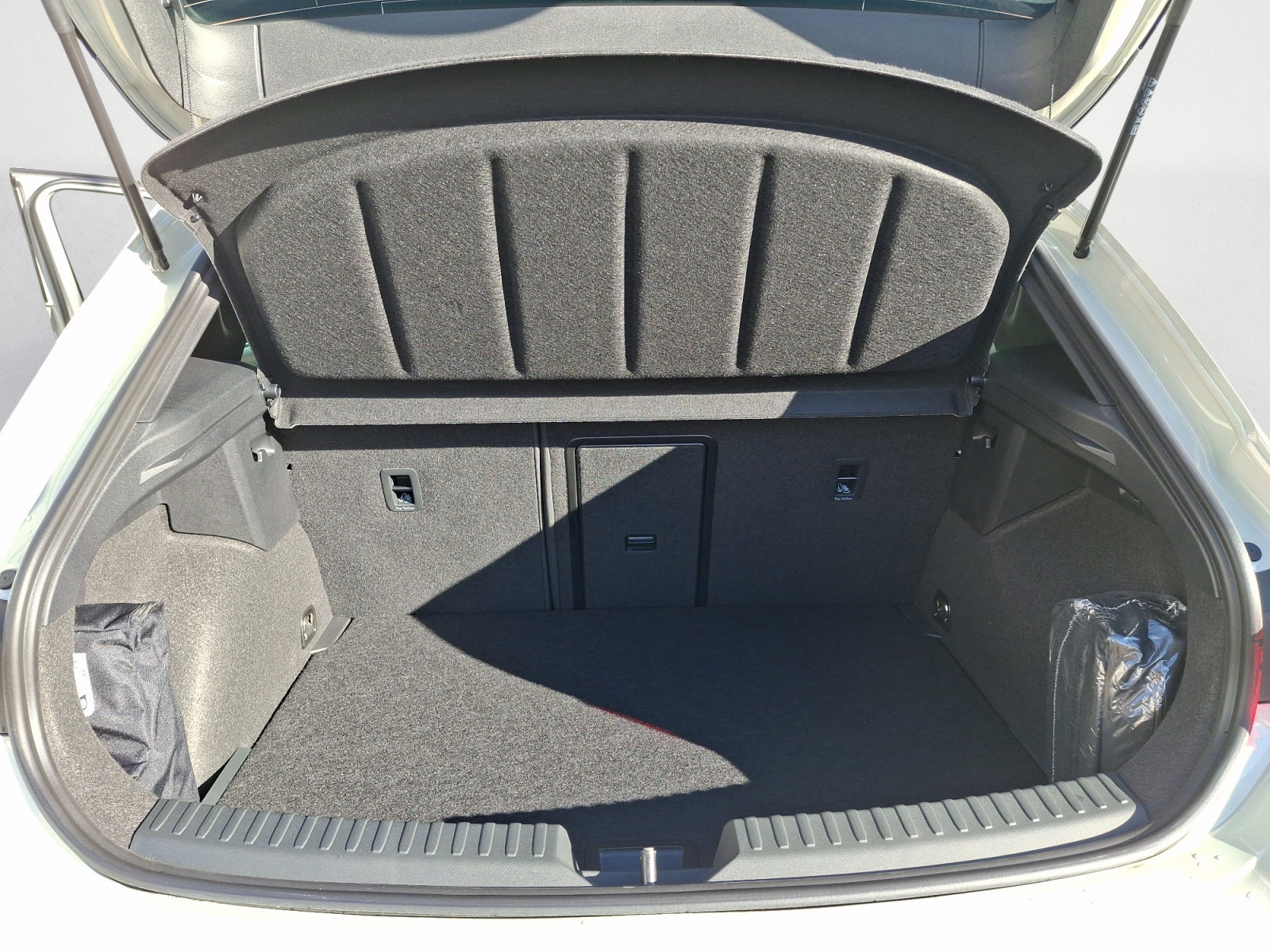 Cupra - Leon VZ 2.0 TSI  7-Gang-DSG