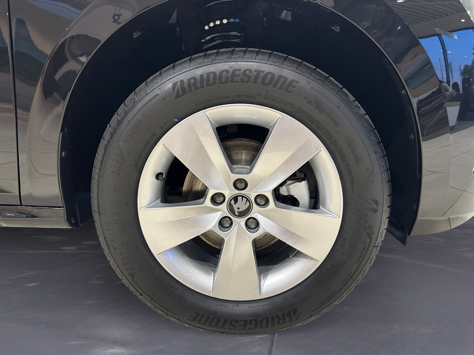 Skoda - Kamiq Essence 1,0 TSI  5-Gang-Schaltgetriebe