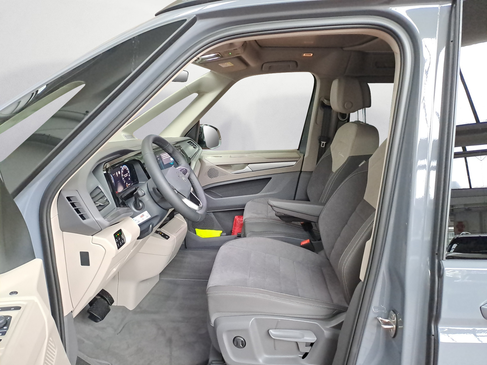 Volkswagen - California Der neue California Ocean 2,0 l TDI SCR Frontantrieb 7-Gang-DS G Radst. 3124 mm