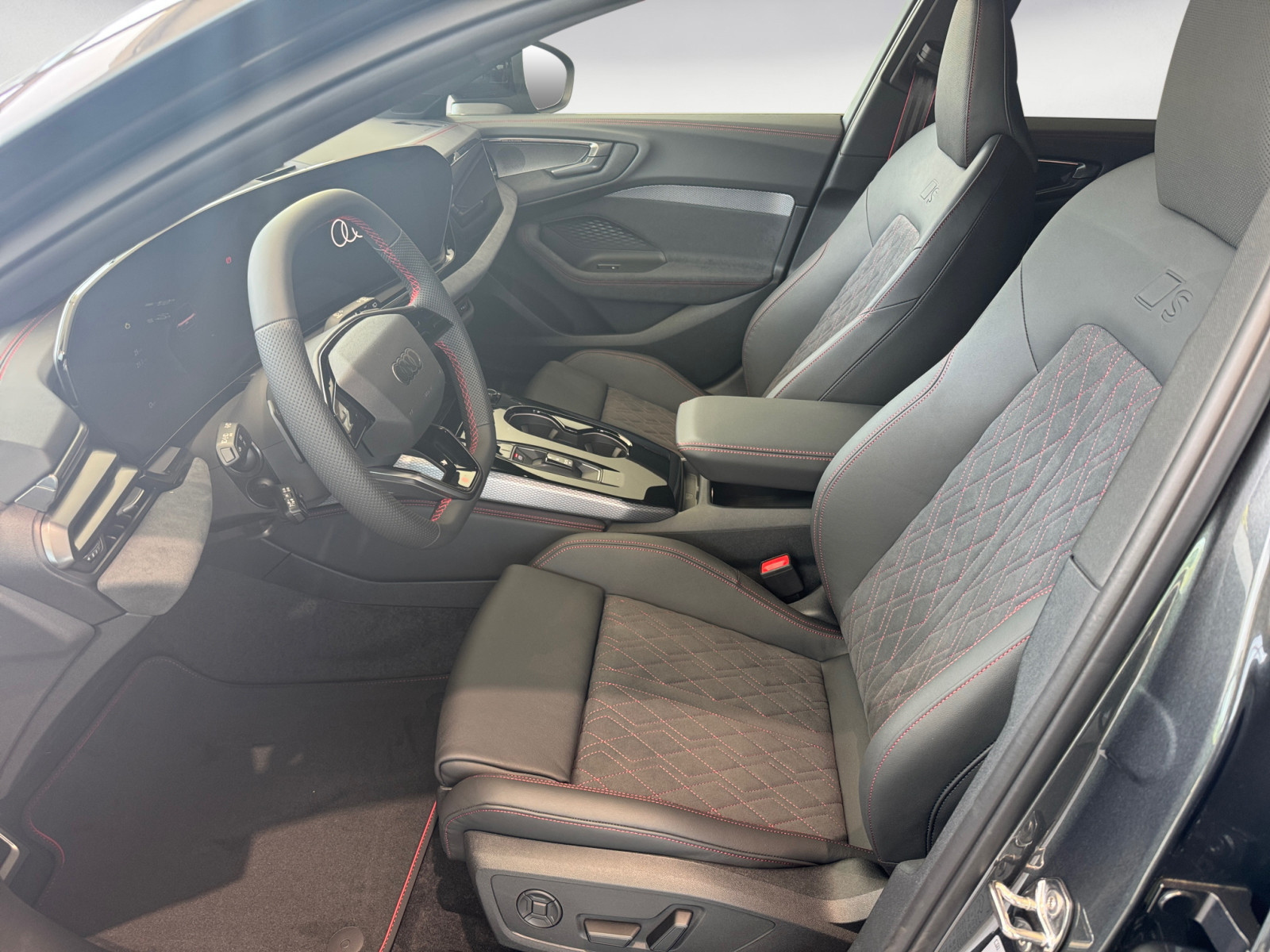 Audi - A5 Avant TFSI quattro S tron ic