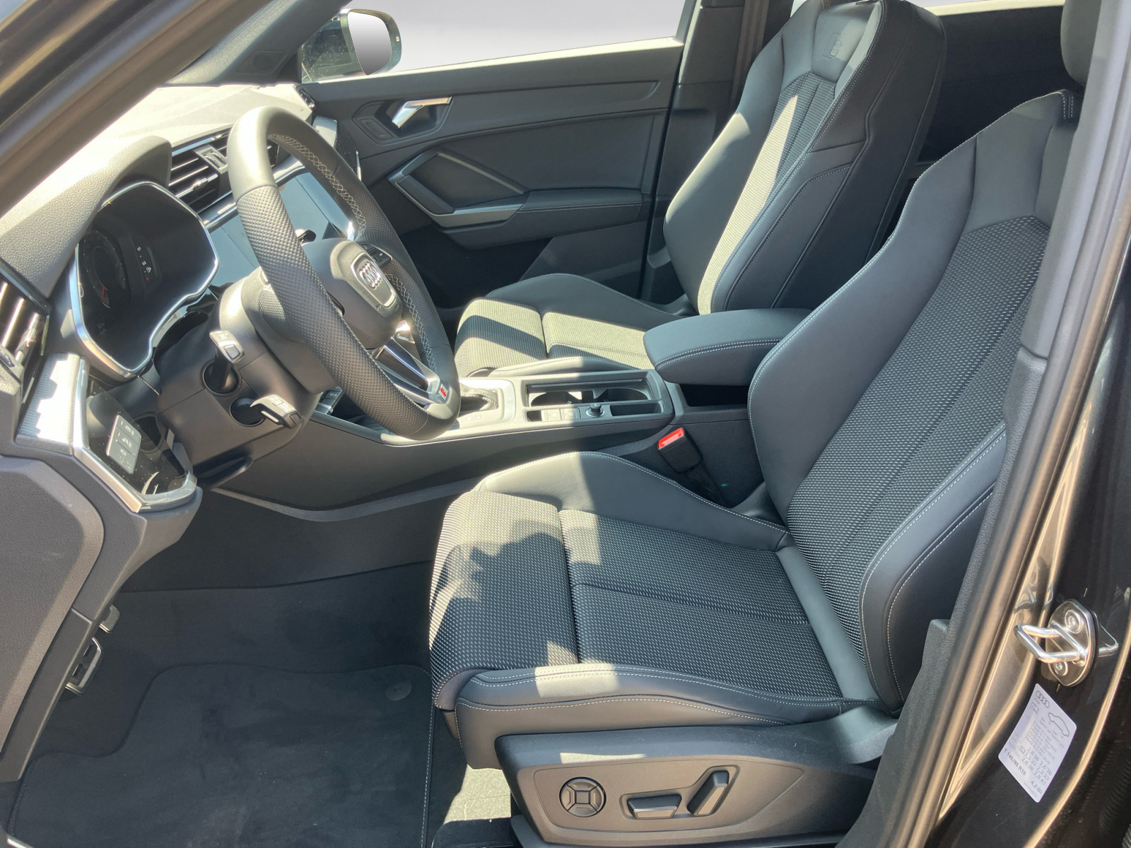 Audi - Q3 S line 35 TFSI 110(150) kW(PS) S tronic