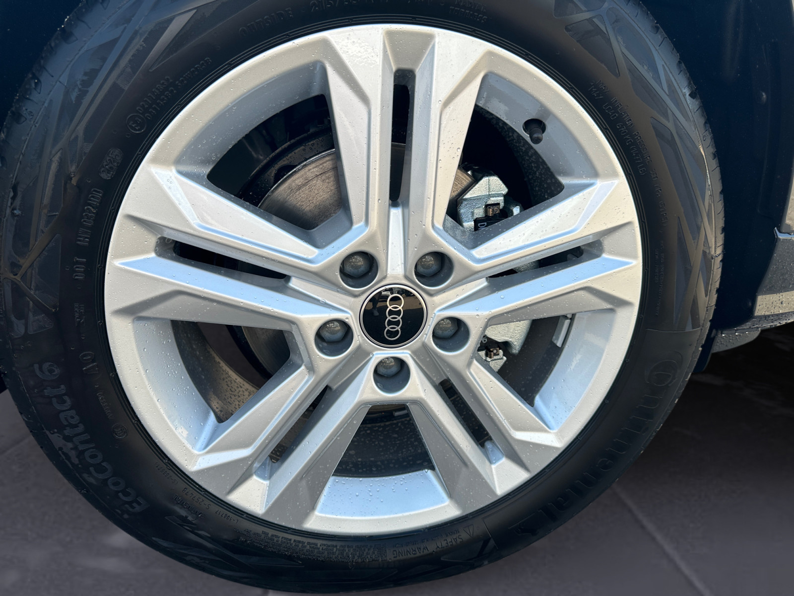 Audi - Q2 advanced 30 TFSI 85(116) kW(PS) Schaltgetriebe