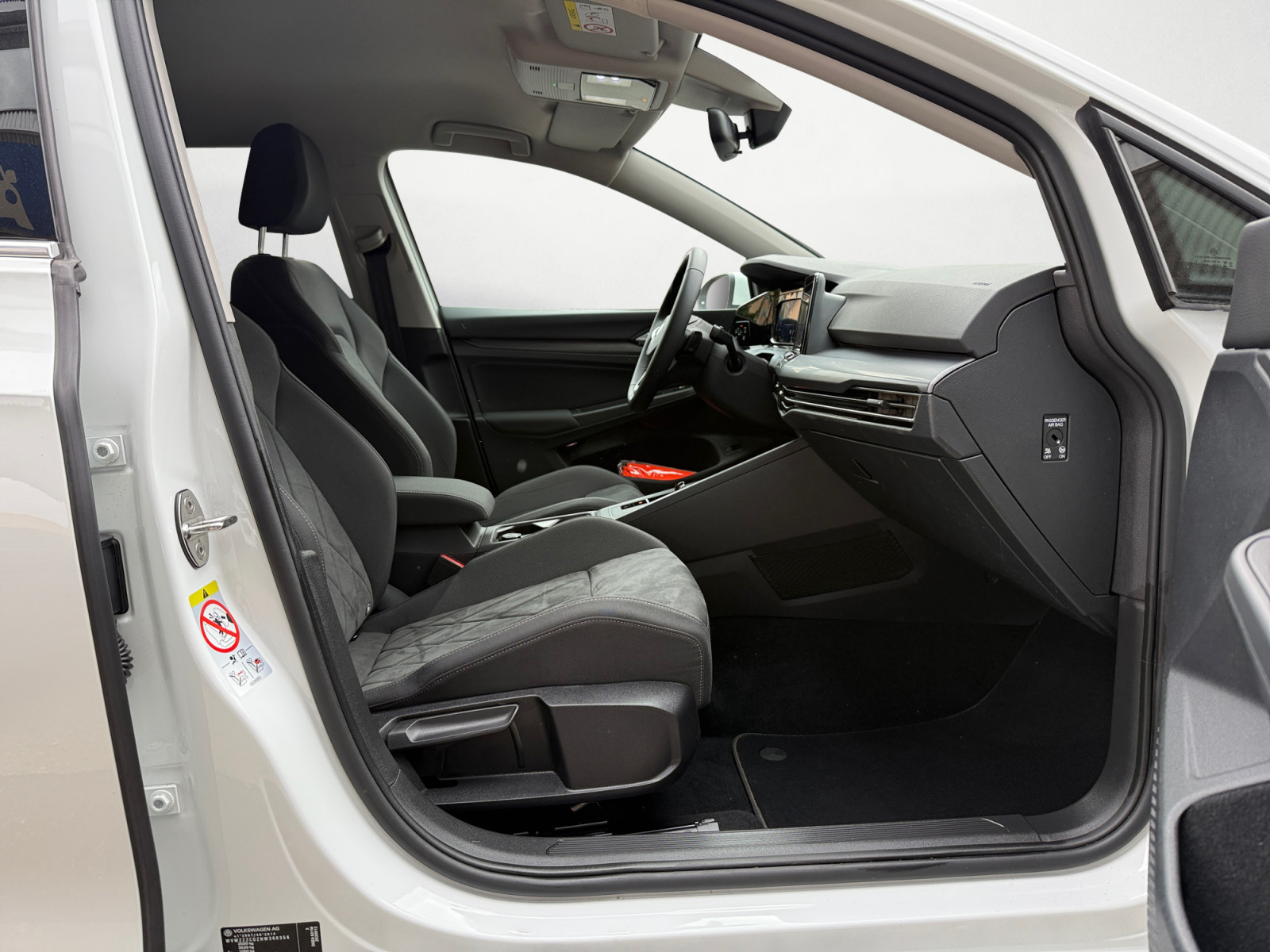 Volkswagen - Golf Style eHybrid Kamera, Navi, LED