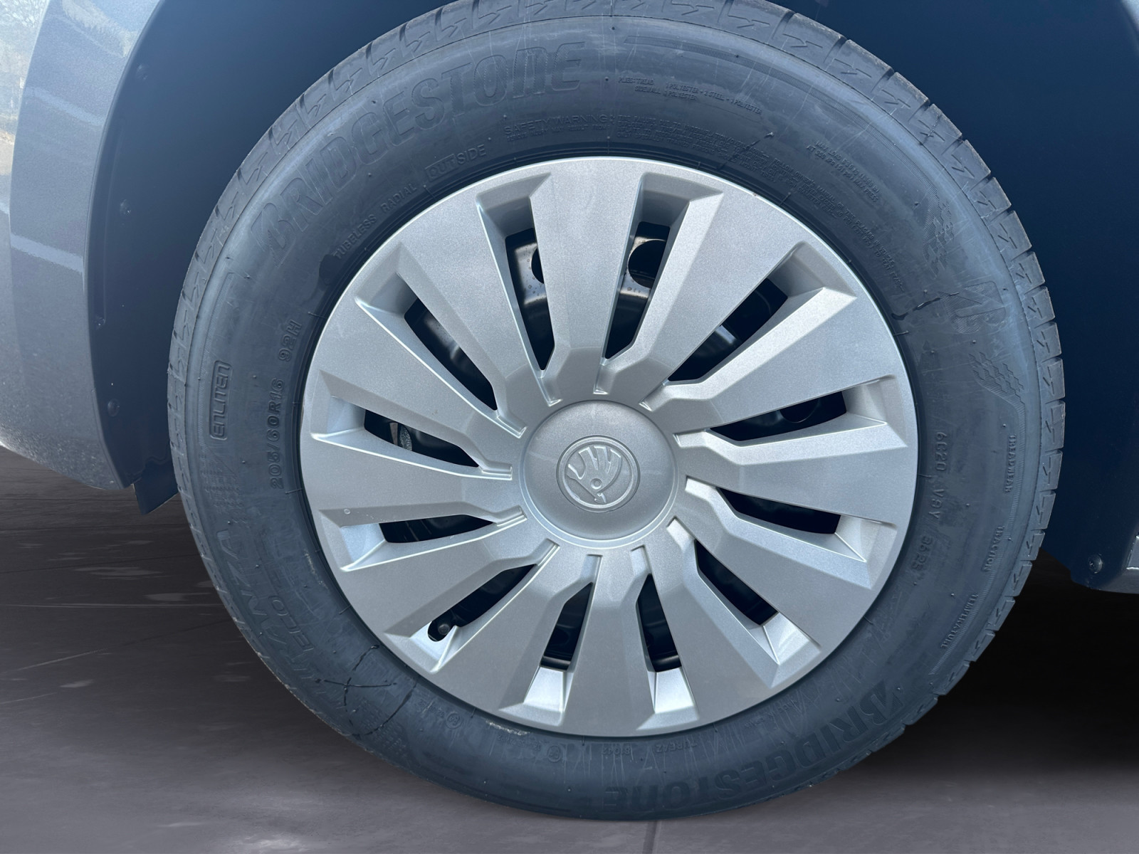 Skoda - Kamiq Essence 1,0 TSI  7-Gang-DSG