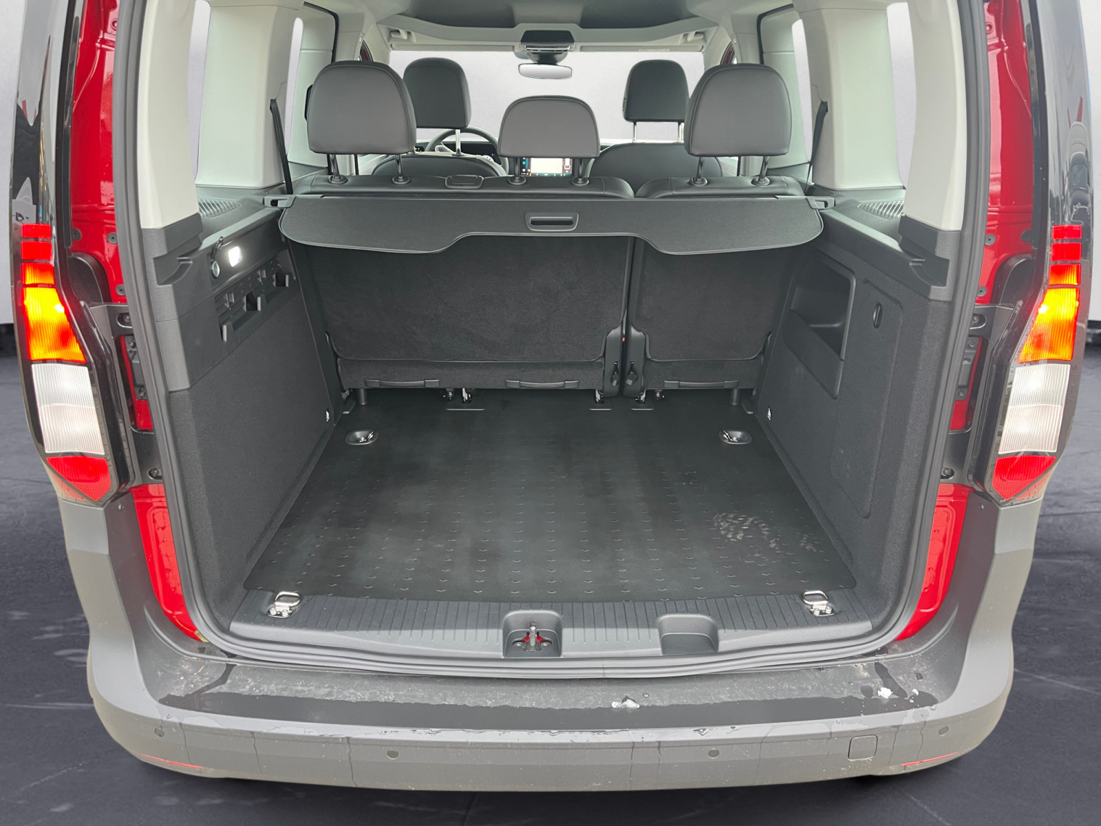 Volkswagen - Caddy 5-Sitzer 2,0 l TDI EU6 SCR Frontantrieb 6-Gang Radst. 2755 mm