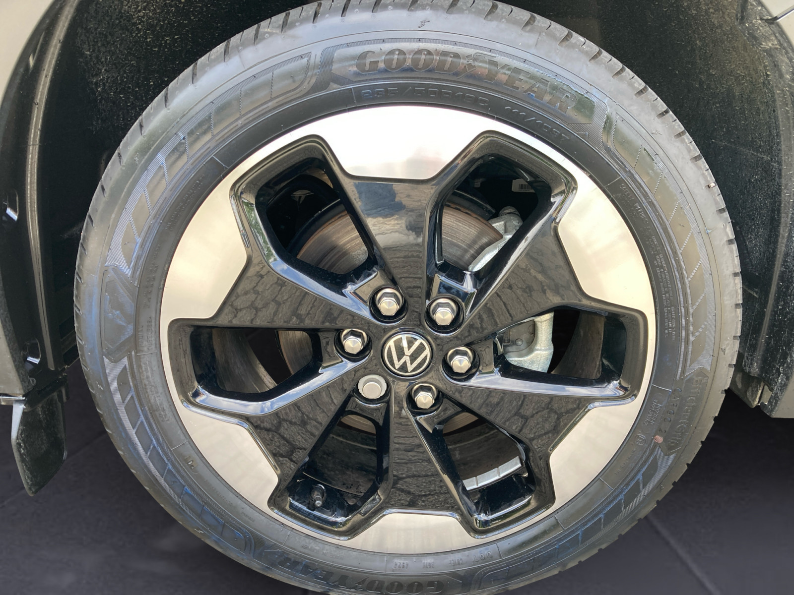 Volkswagen - e-Caravelle Life  BEV 1-Gang Radst . 3100 mm