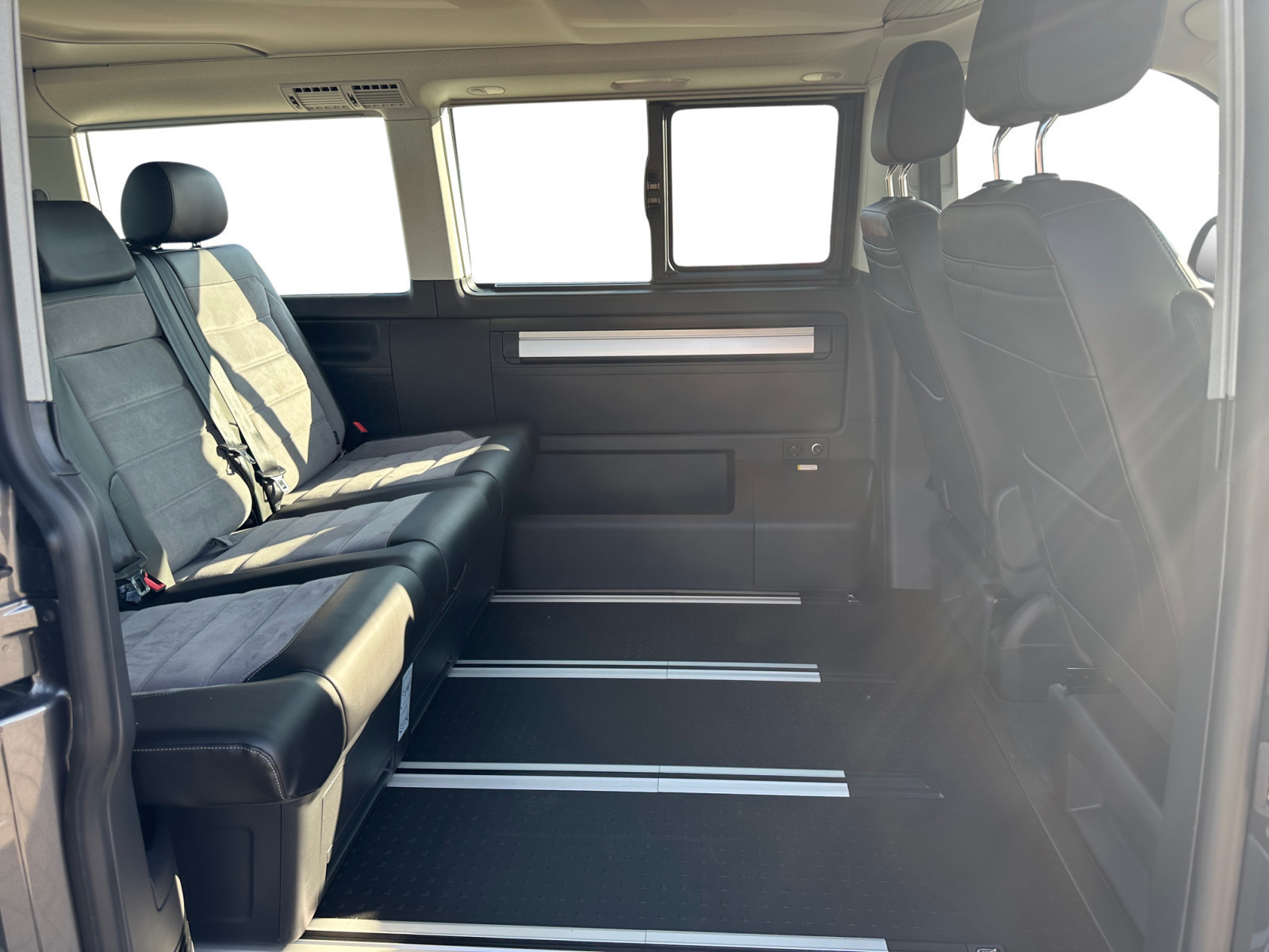 Volkswagen - T6 .1 California KR 2,0 TDI