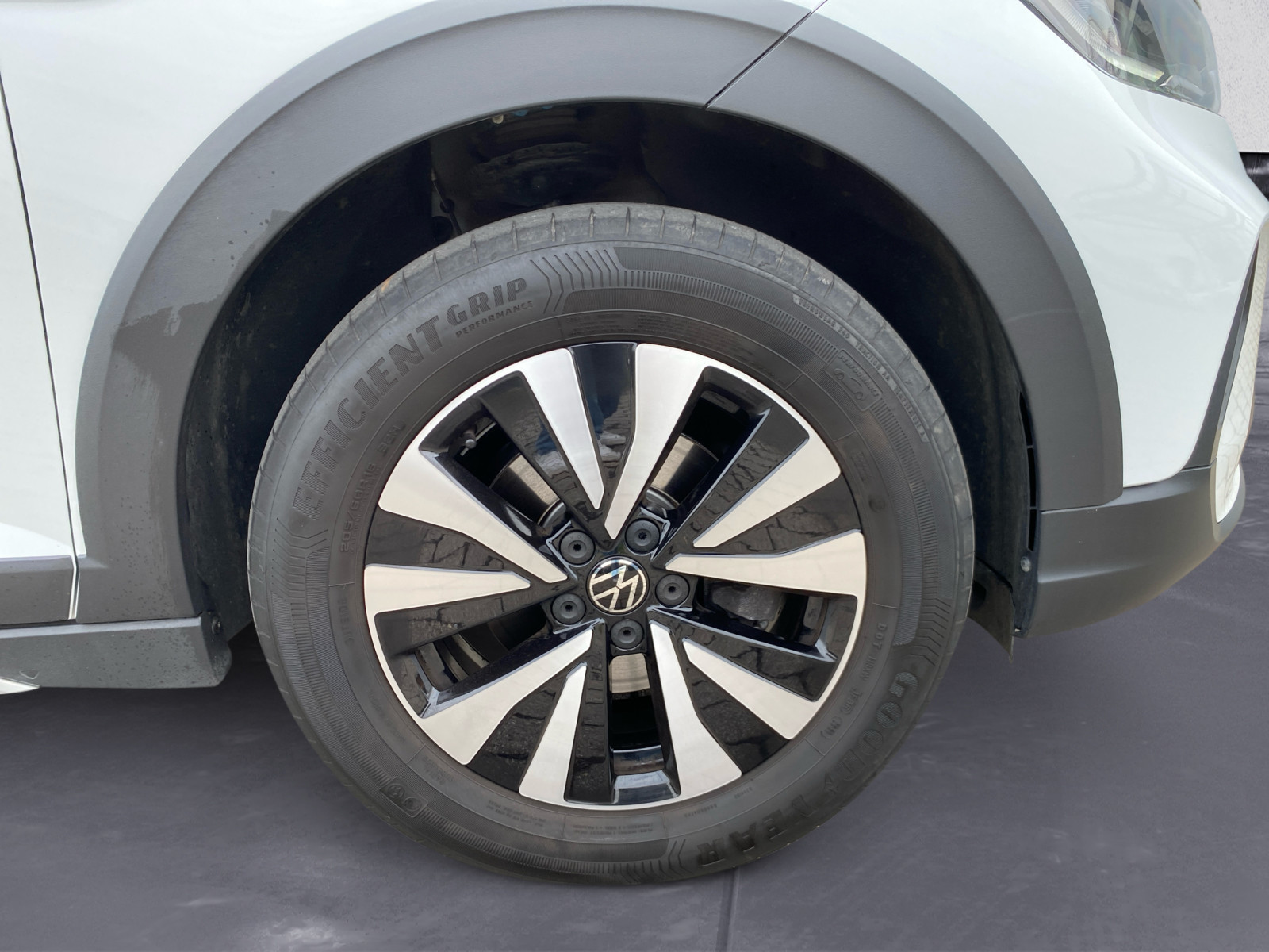 Volkswagen - Taigo 1.0 TSI OPF DSG Life