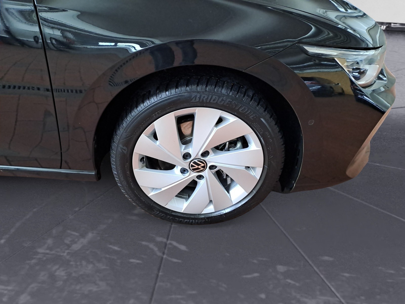 Volkswagen - Golf 1.5 eHybrid DSG Style