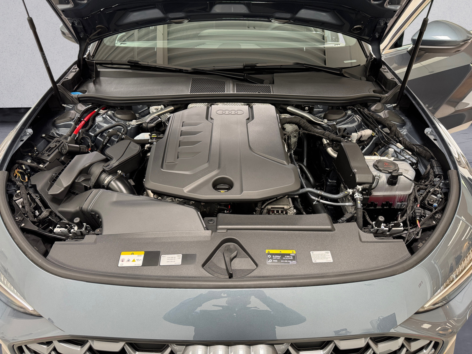 Audi - A5 Avant TFSI quattro S tron ic