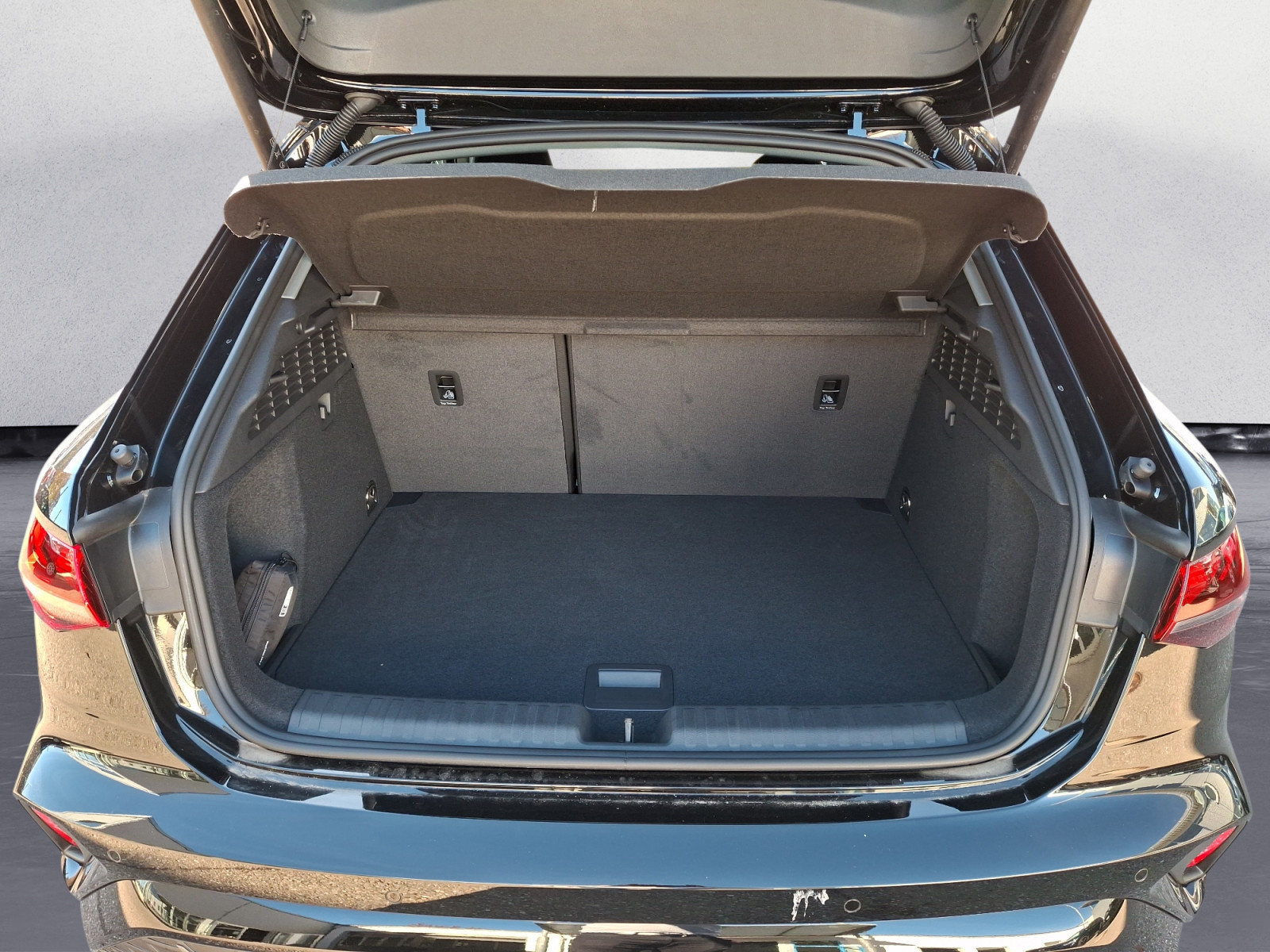 Audi - A3 Sportback S line TFSI S t ronic