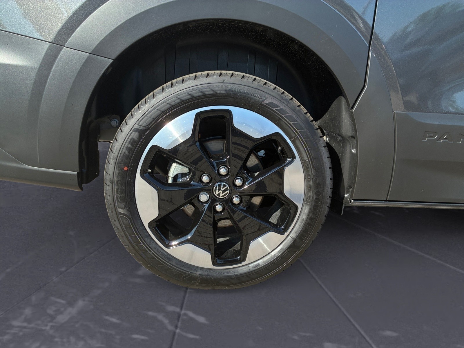 Volkswagen - e-Caravelle Life BEV 1-Gang Radst . 3100 mm