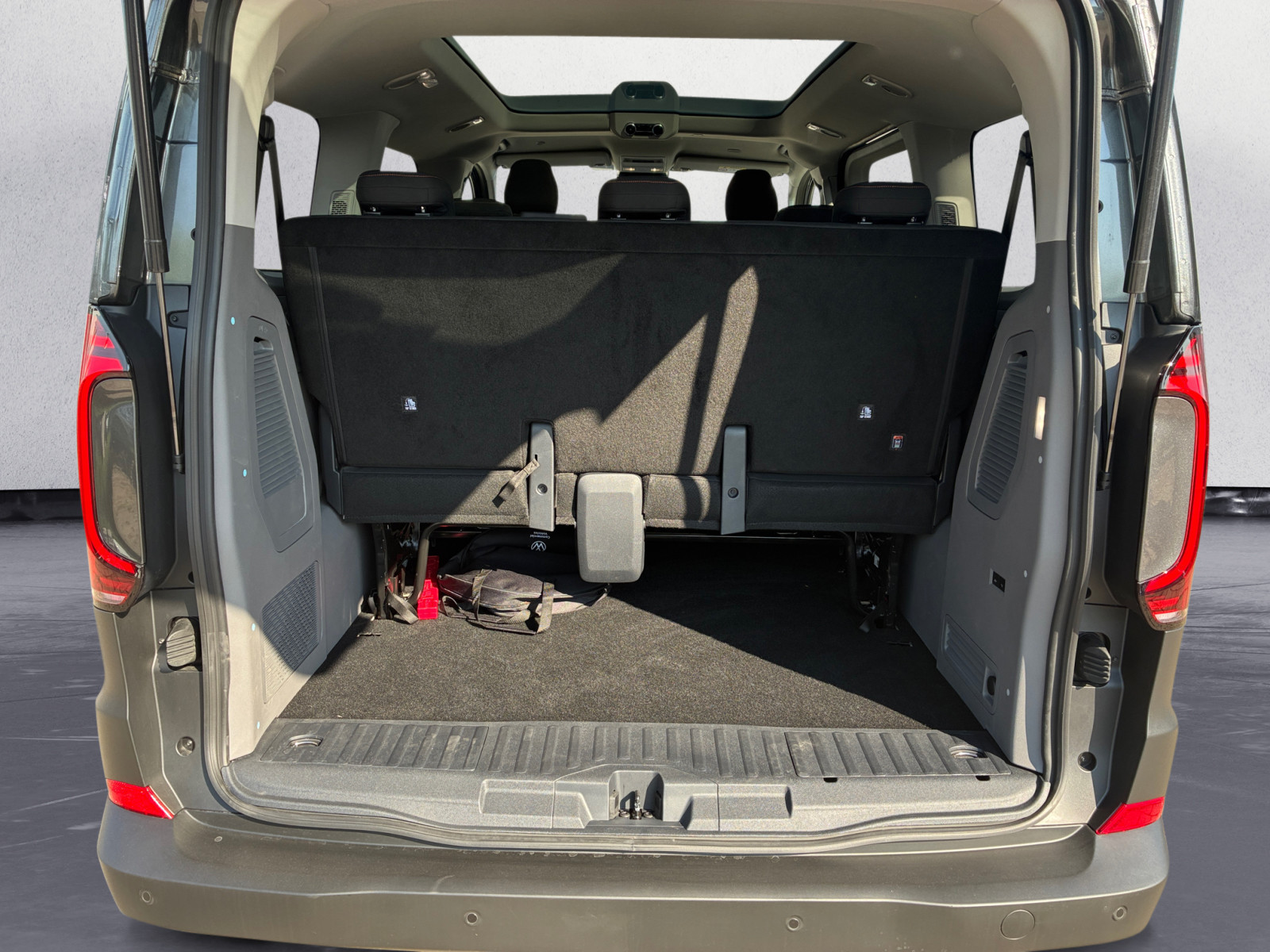 Volkswagen - e-Caravelle Life BEV 1-Gang Radst . 3100 mm