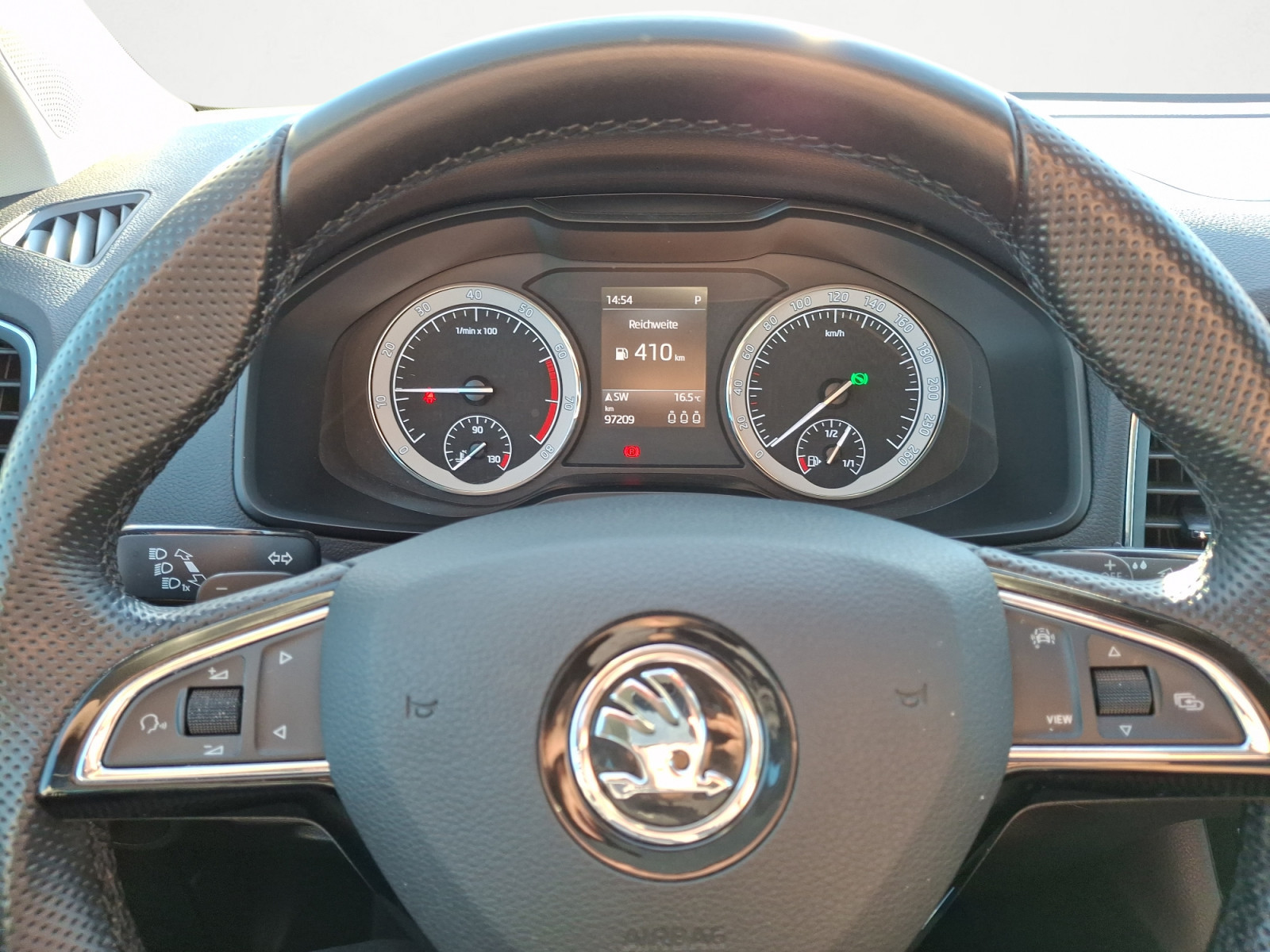 Skoda - Karoq 1.5 TSI DSG Style